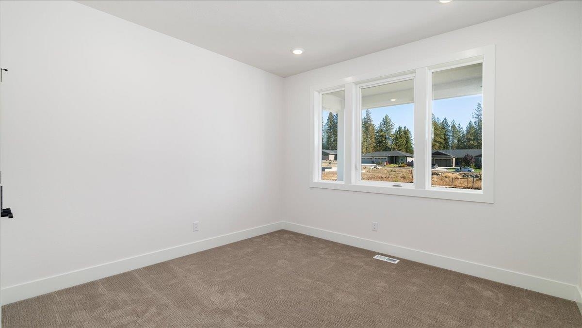 16785 N Wellington Rd - Photo 21