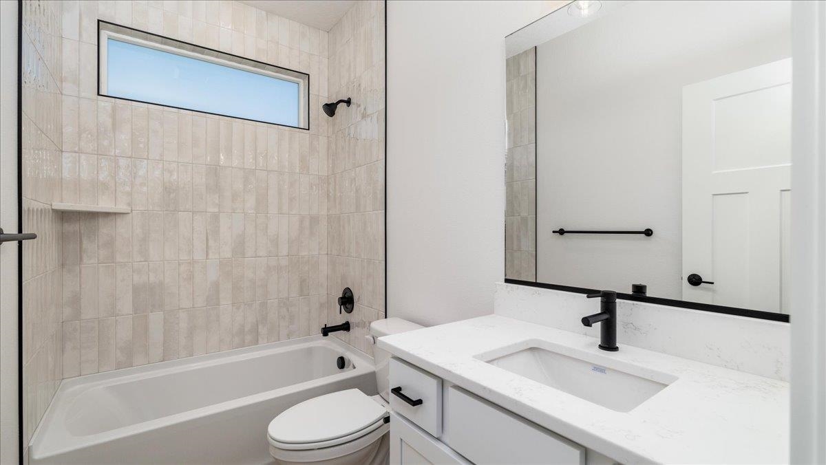 16785 N Wellington Rd - Photo 22