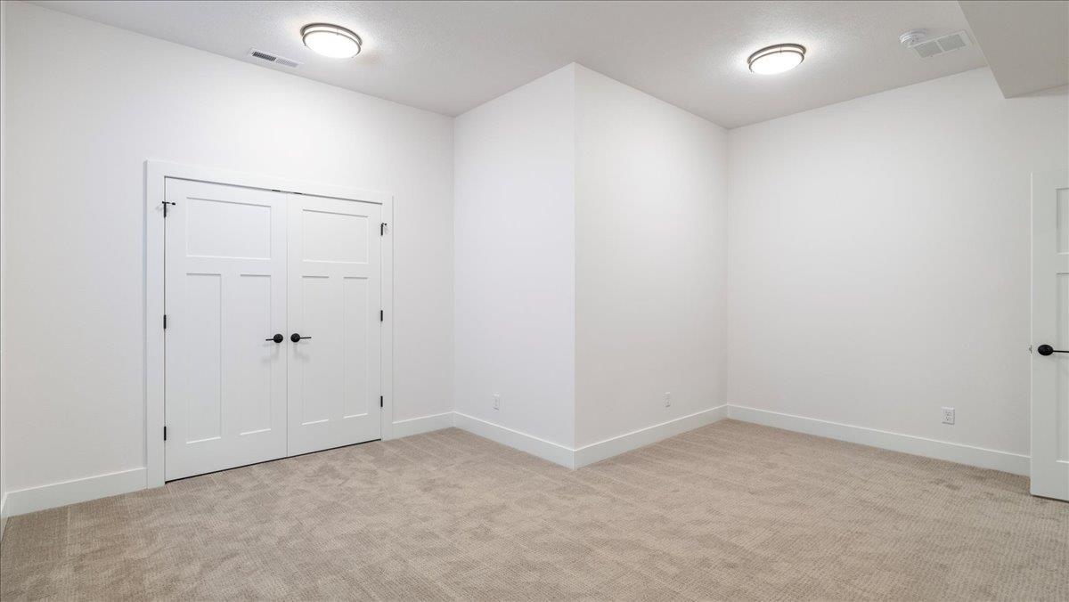 16785 N Wellington Rd - Photo 31