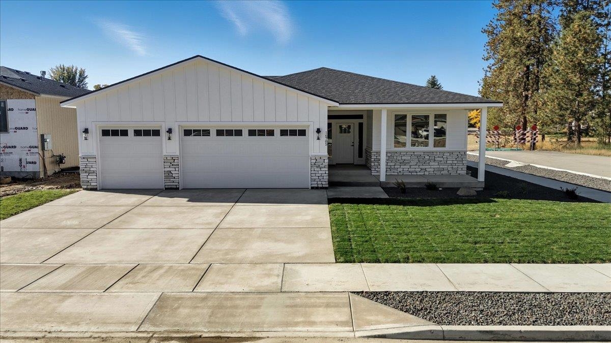 16785 N Wellington Rd - Photo 32