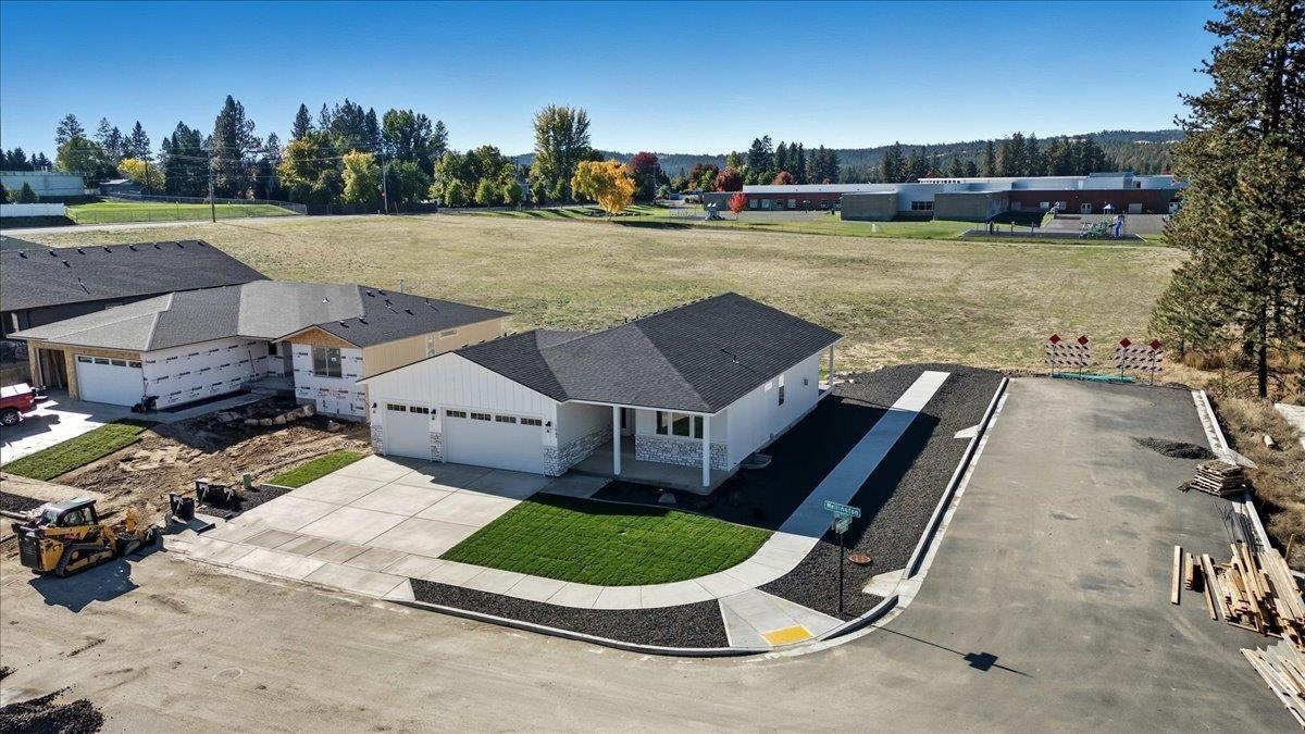 16785 N Wellington Rd - Photo 35