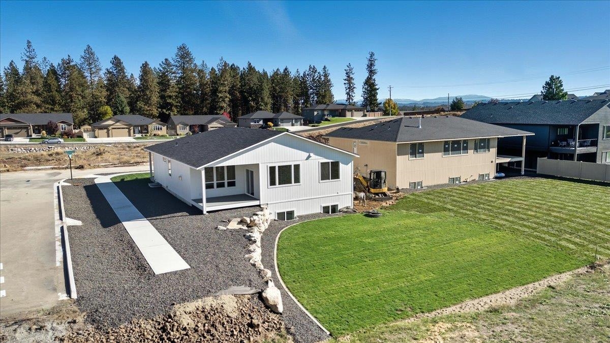 16785 N Wellington Rd - Photo 37