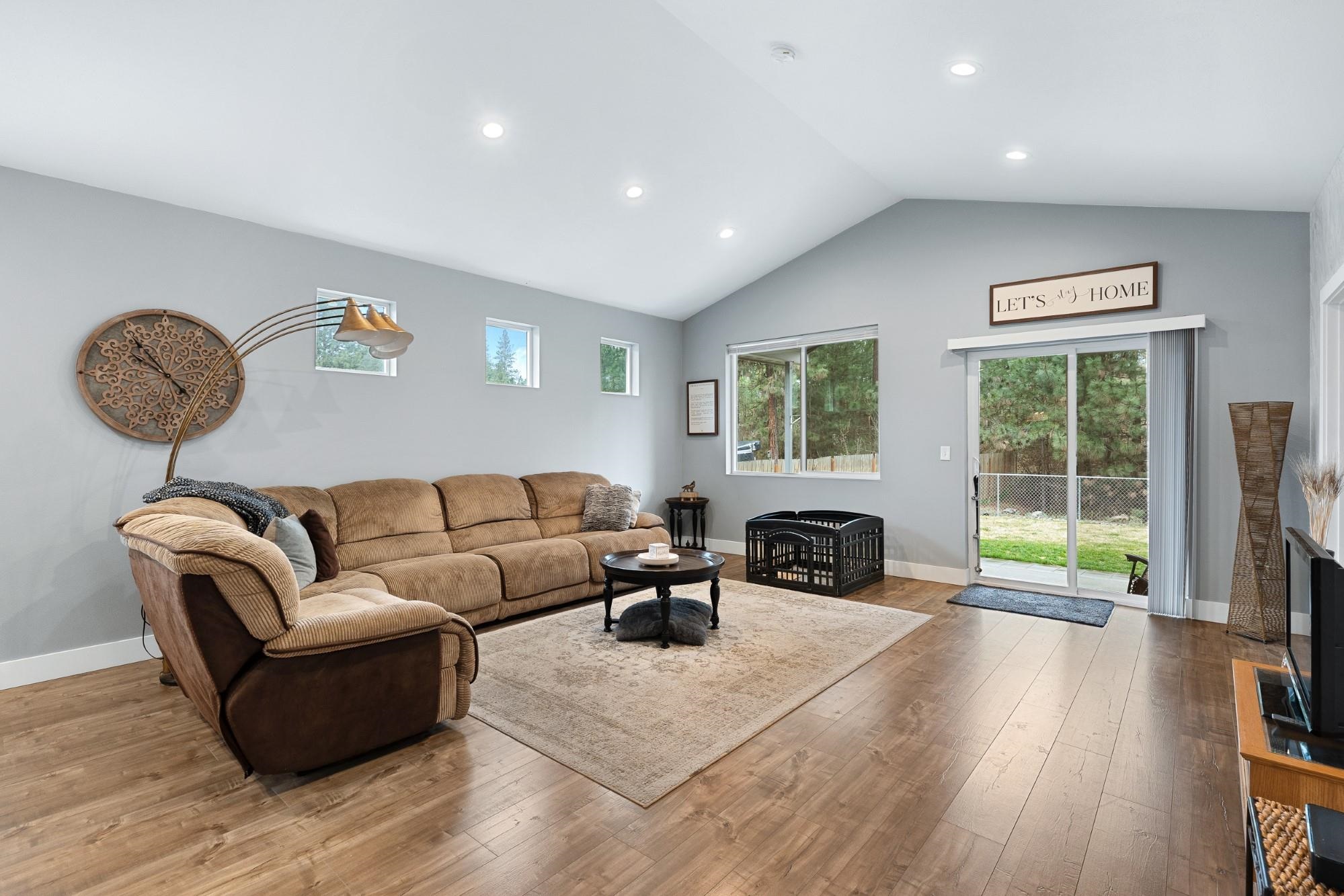 17917 N Division Rd - Photo 11