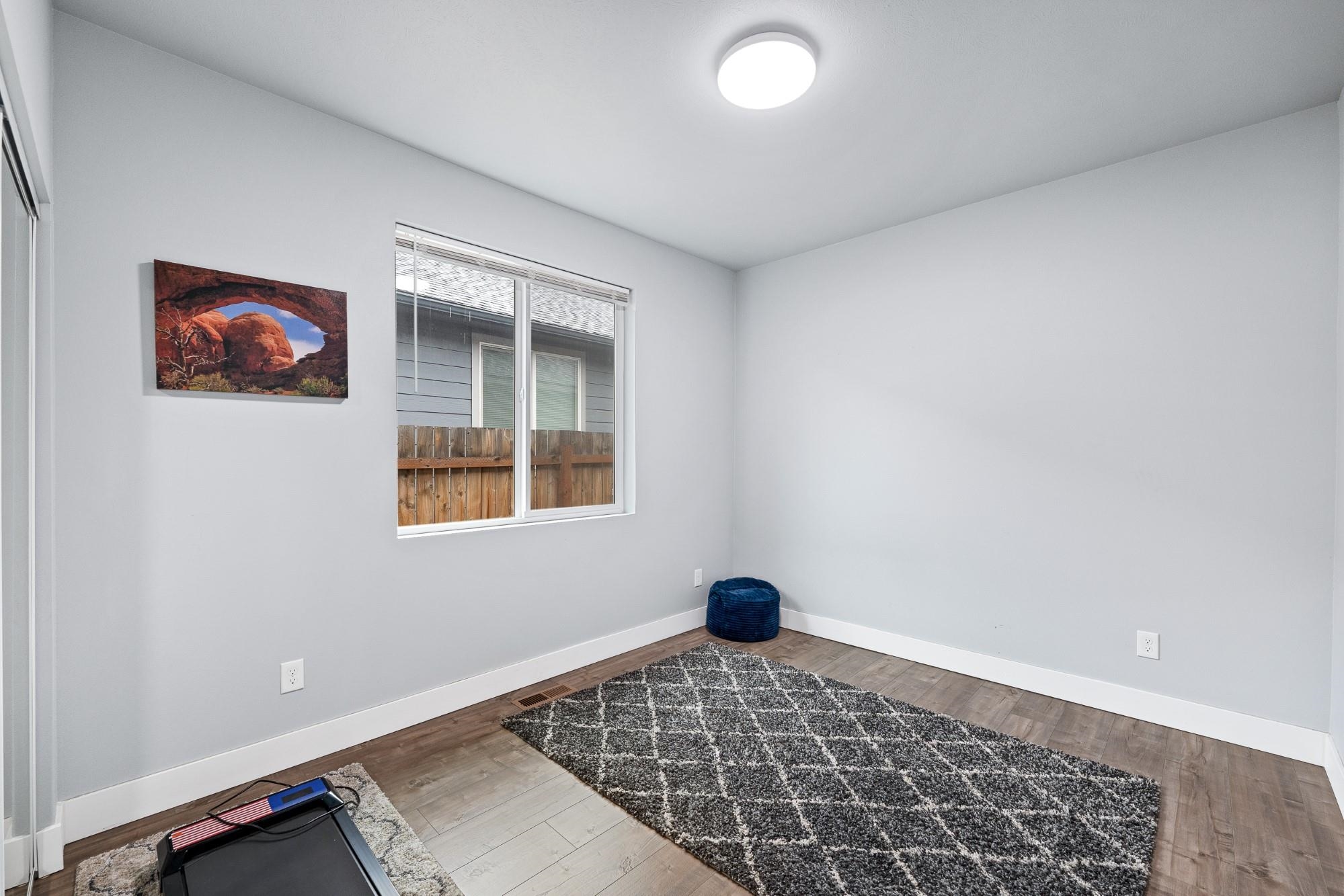 17917 N Division Rd - Photo 18