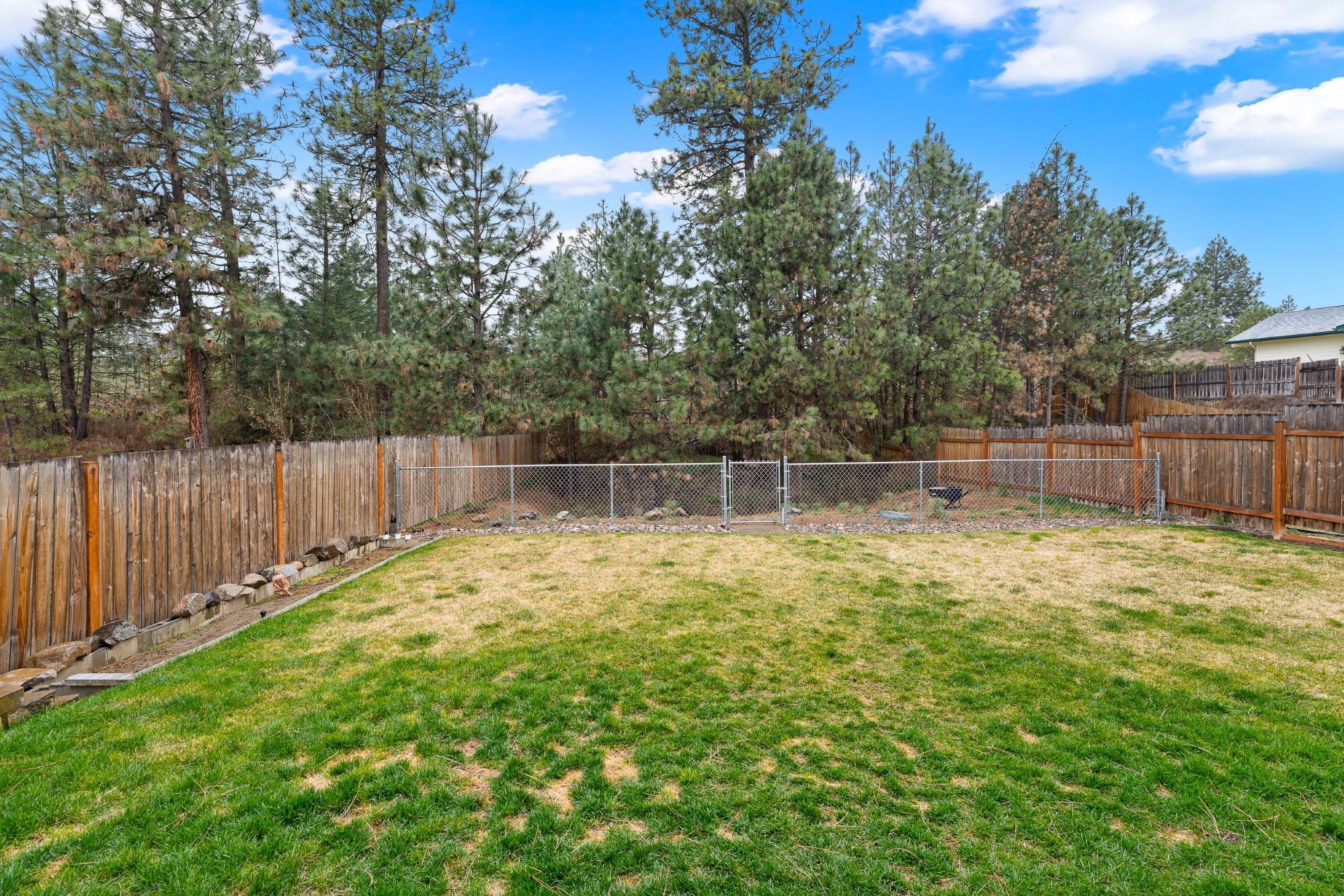 17917 N Division Rd - Photo 25
