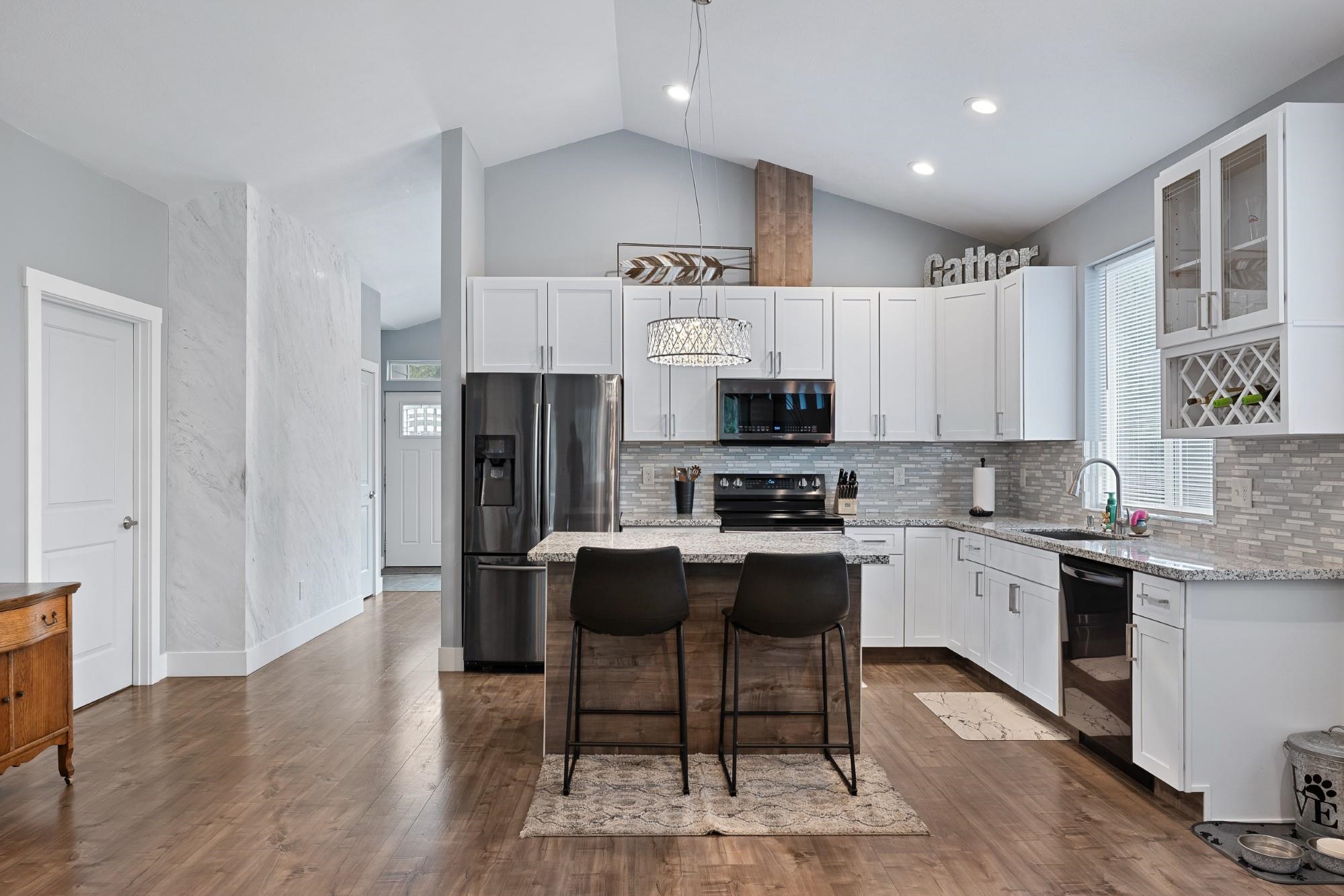17917 N Division Rd - Photo 5