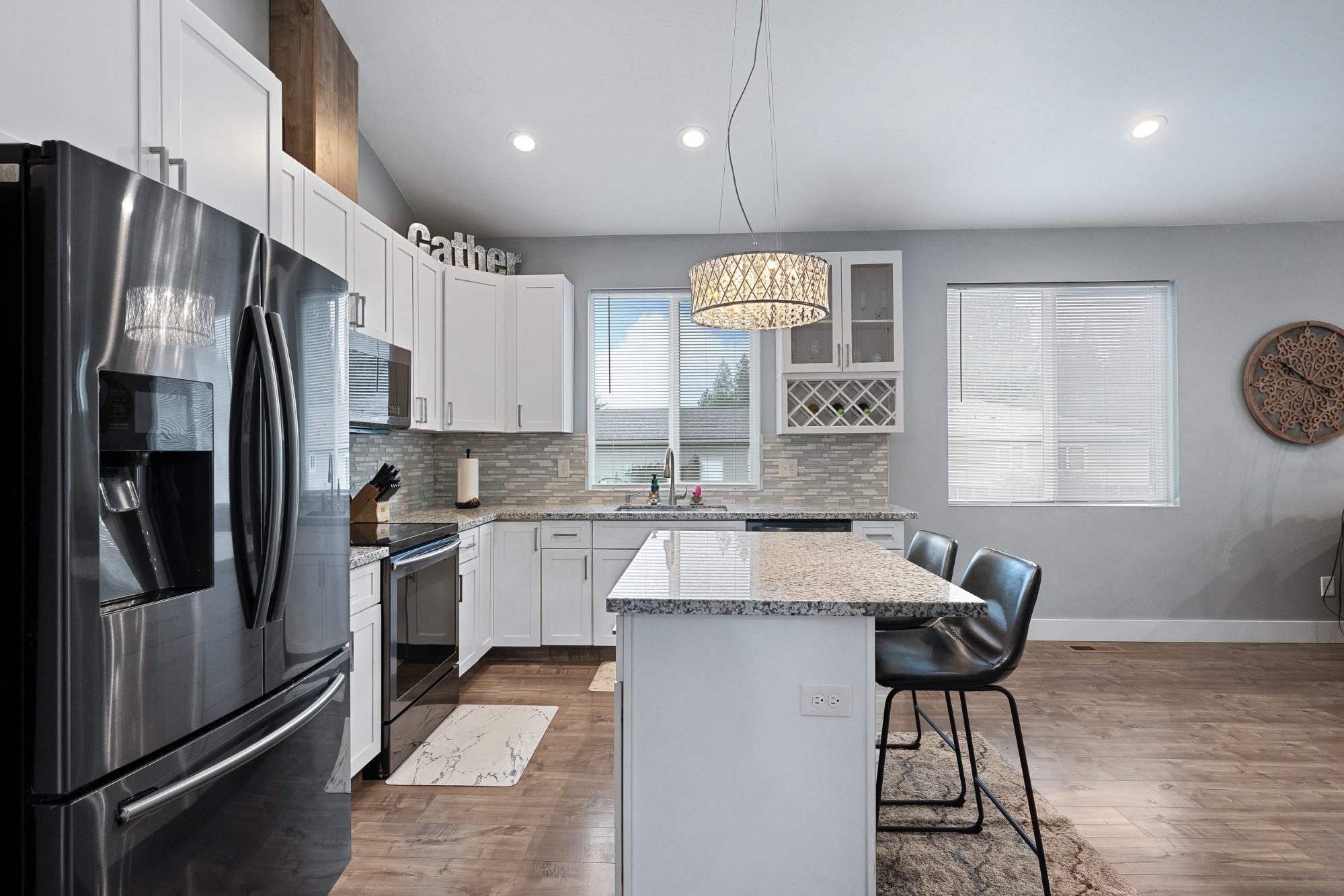 17917 N Division Rd - Photo 6