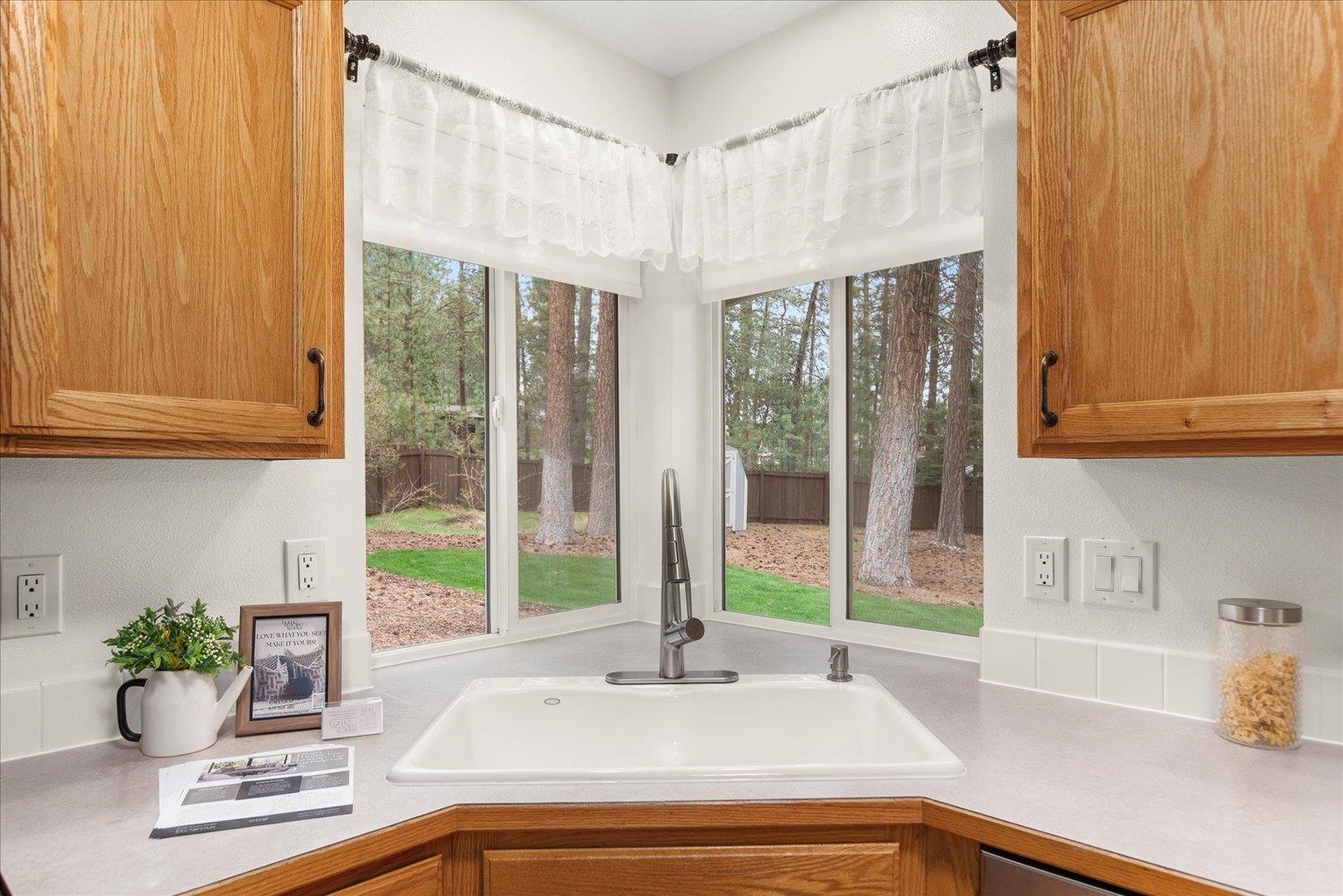 16920 N Woodcrest Ct - Photo 5