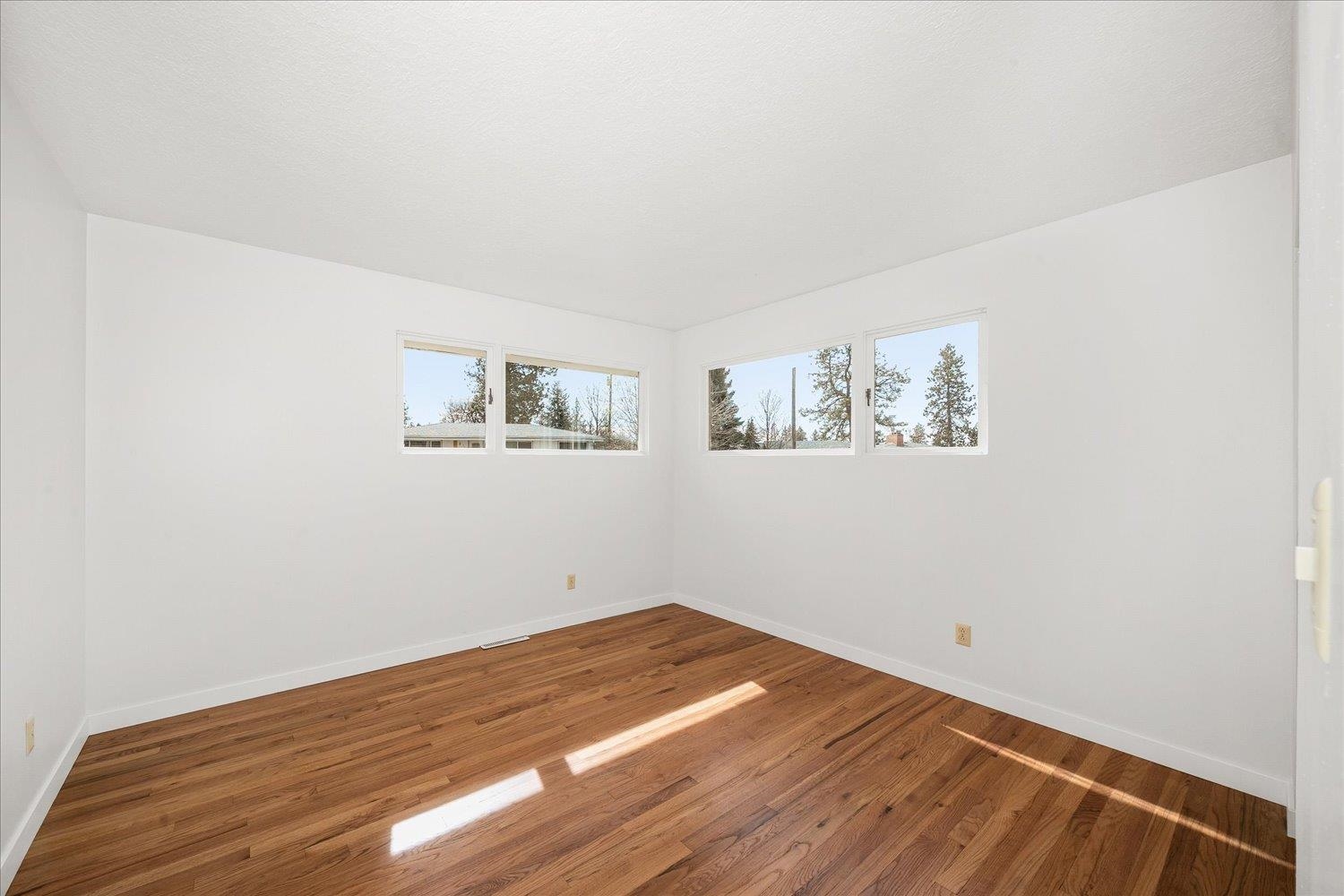 3238 W Holyoke Ave - Photo 12