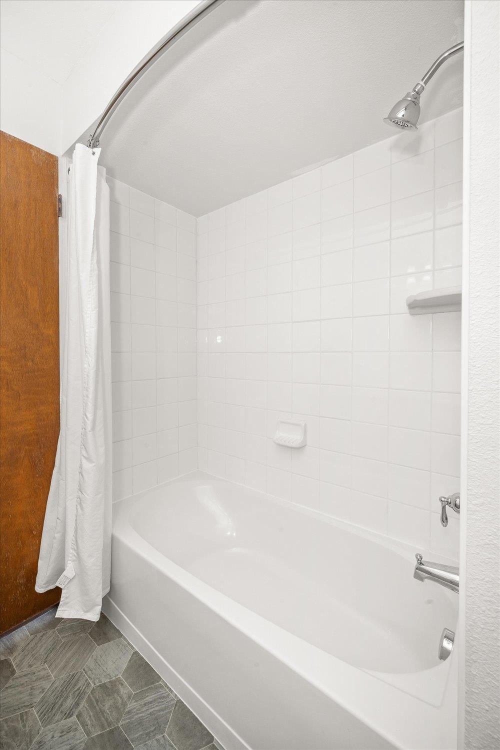 3238 W Holyoke Ave - Photo 14