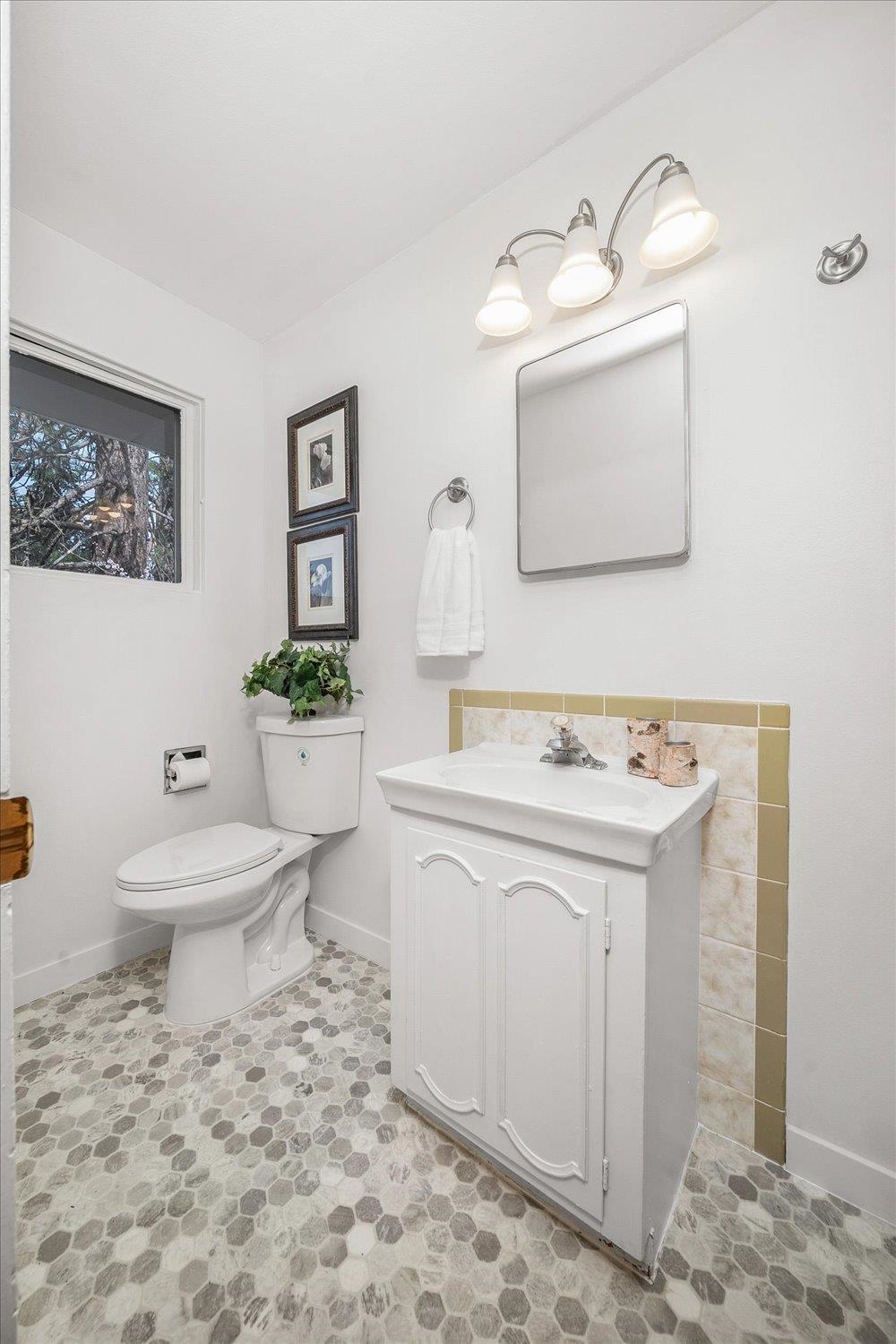 3238 W Holyoke Ave - Photo 10