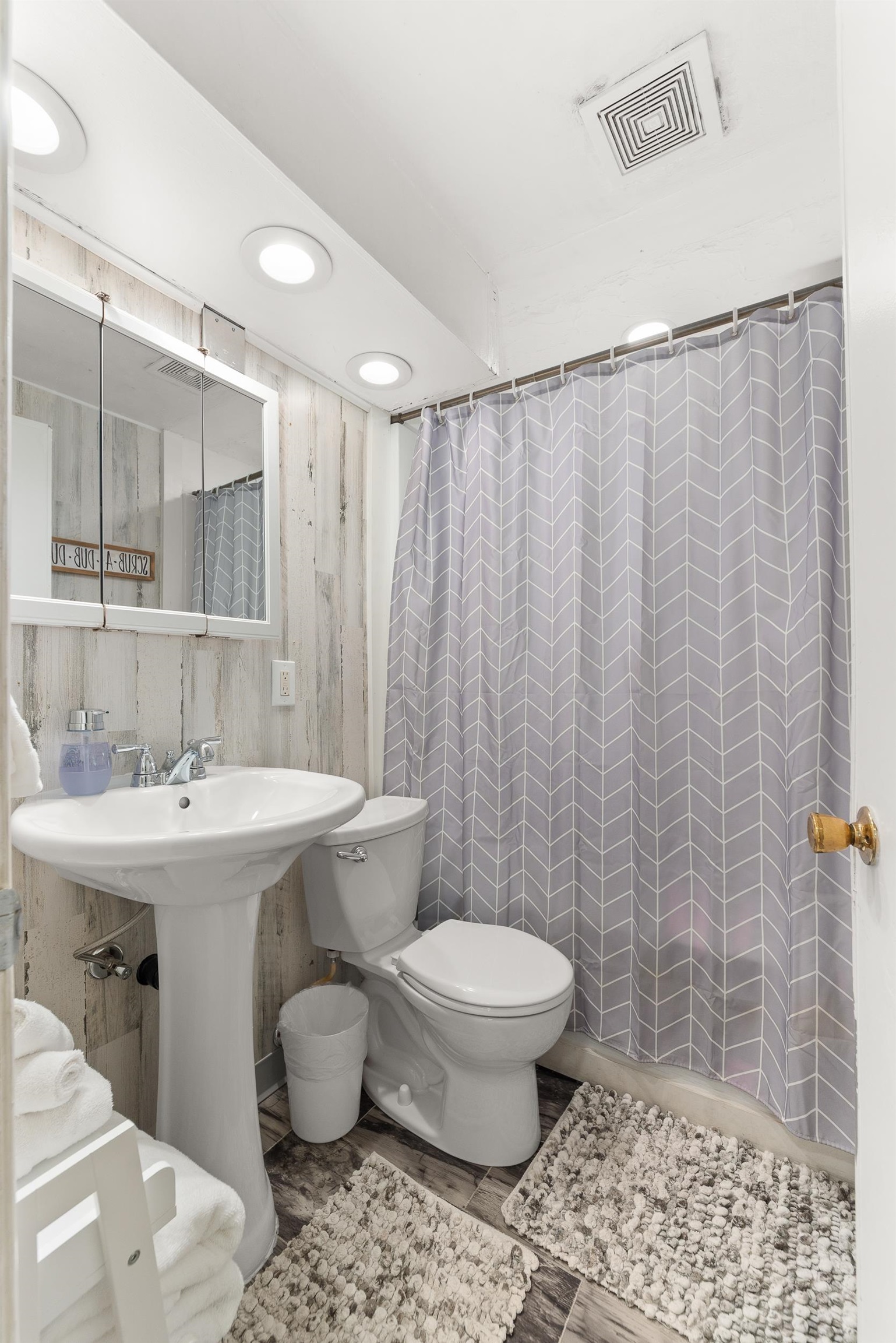 1417 E Crown Ave - Photo 4