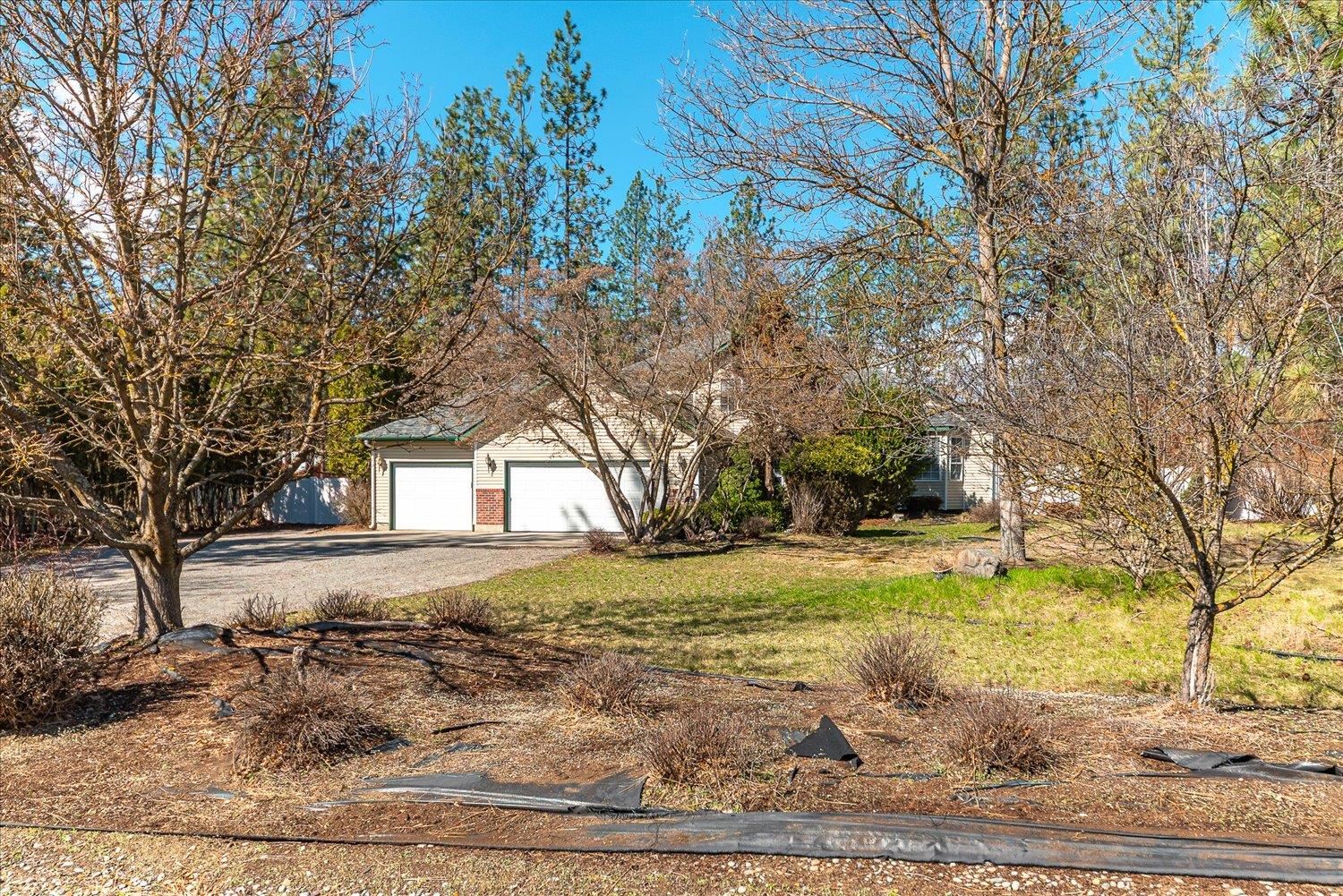 17376 N Meadowview Ln - Photo 1