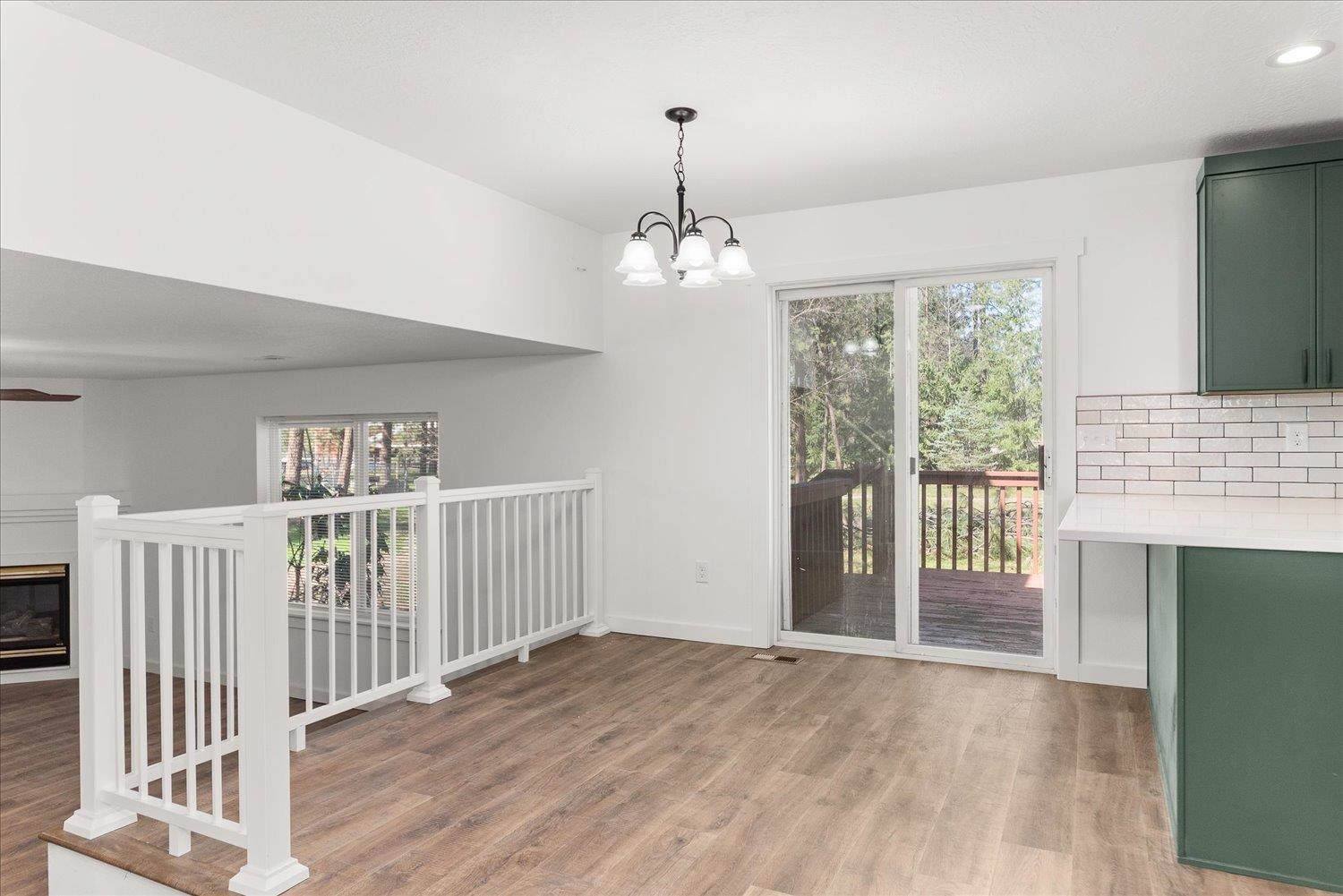 17376 N Meadowview Ln - Photo 9