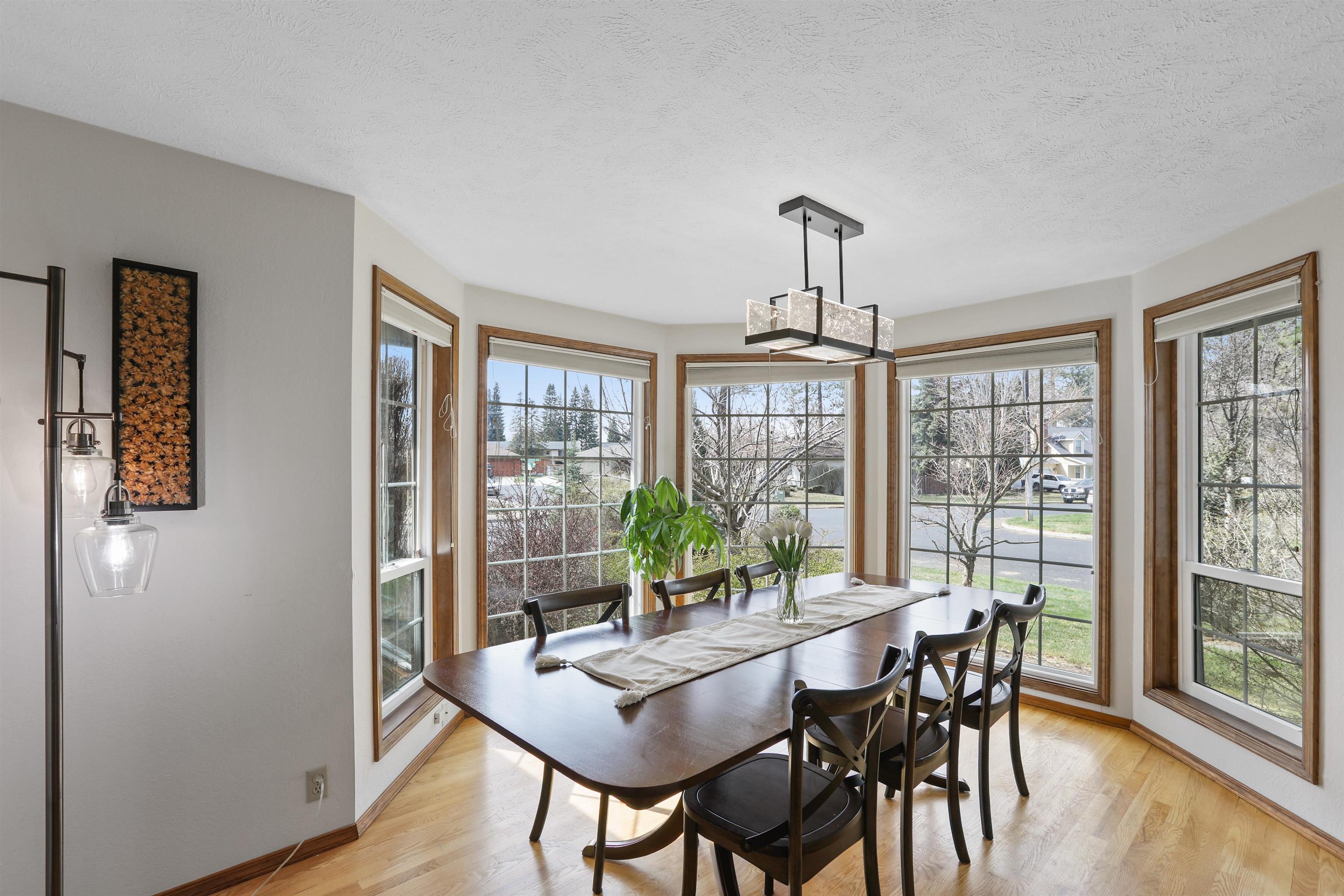 9908 N Glenwood Dr - Photo 7