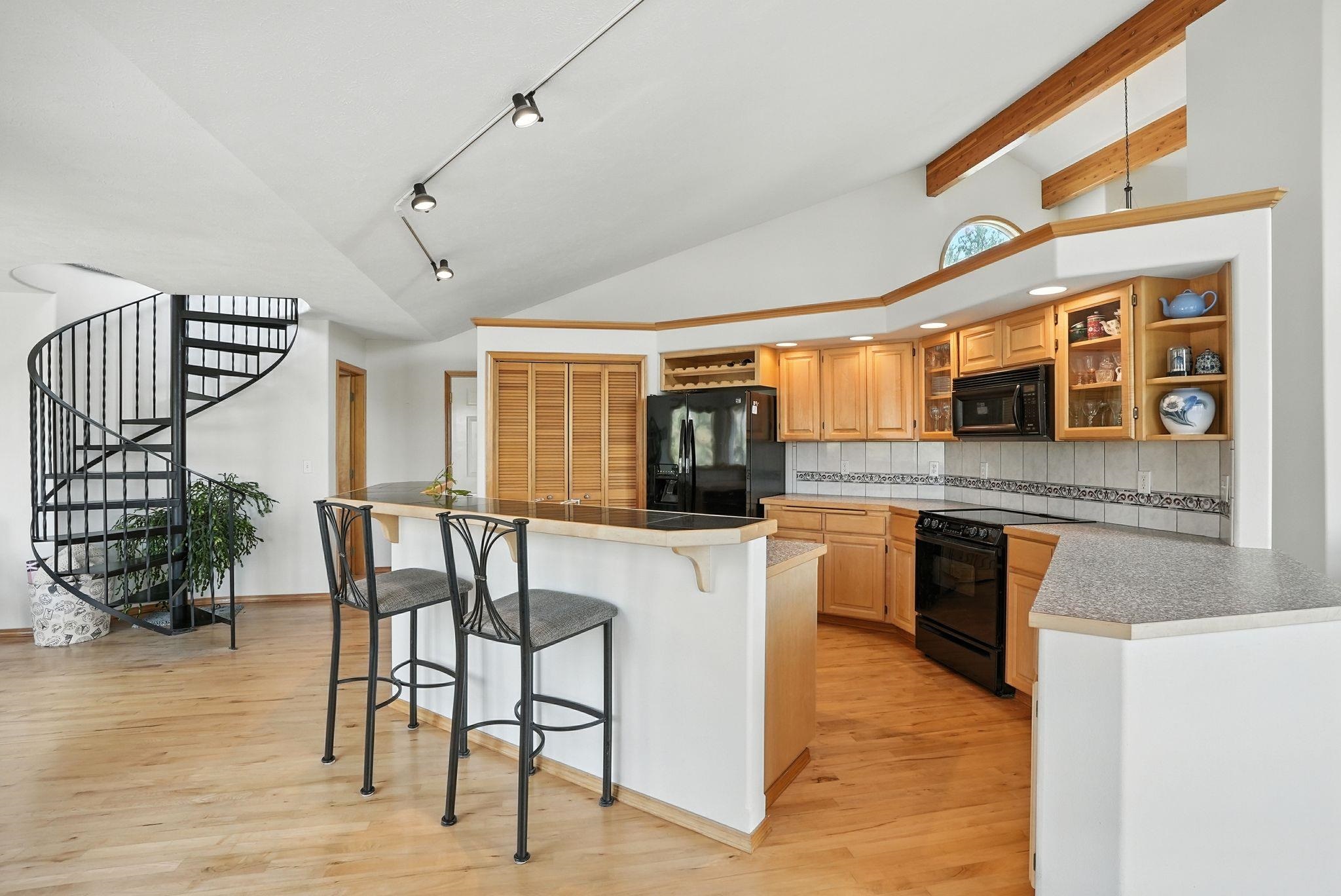 1607 E Wildflower Ln - Photo 10