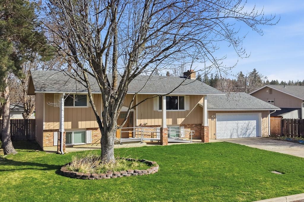 12317 E Skyview Ave - Photo 2