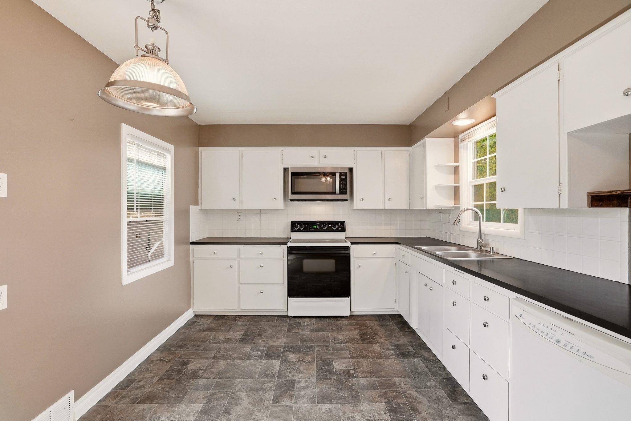 1708 E 34TH Ave - Photo 12