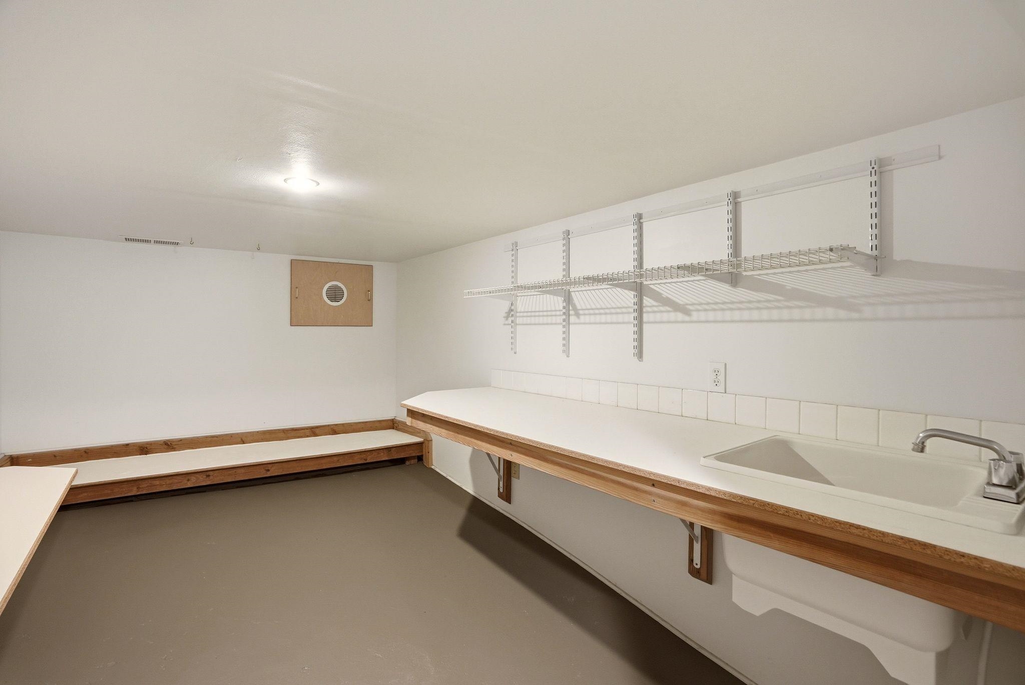 1708 E 34TH Ave - Photo 29