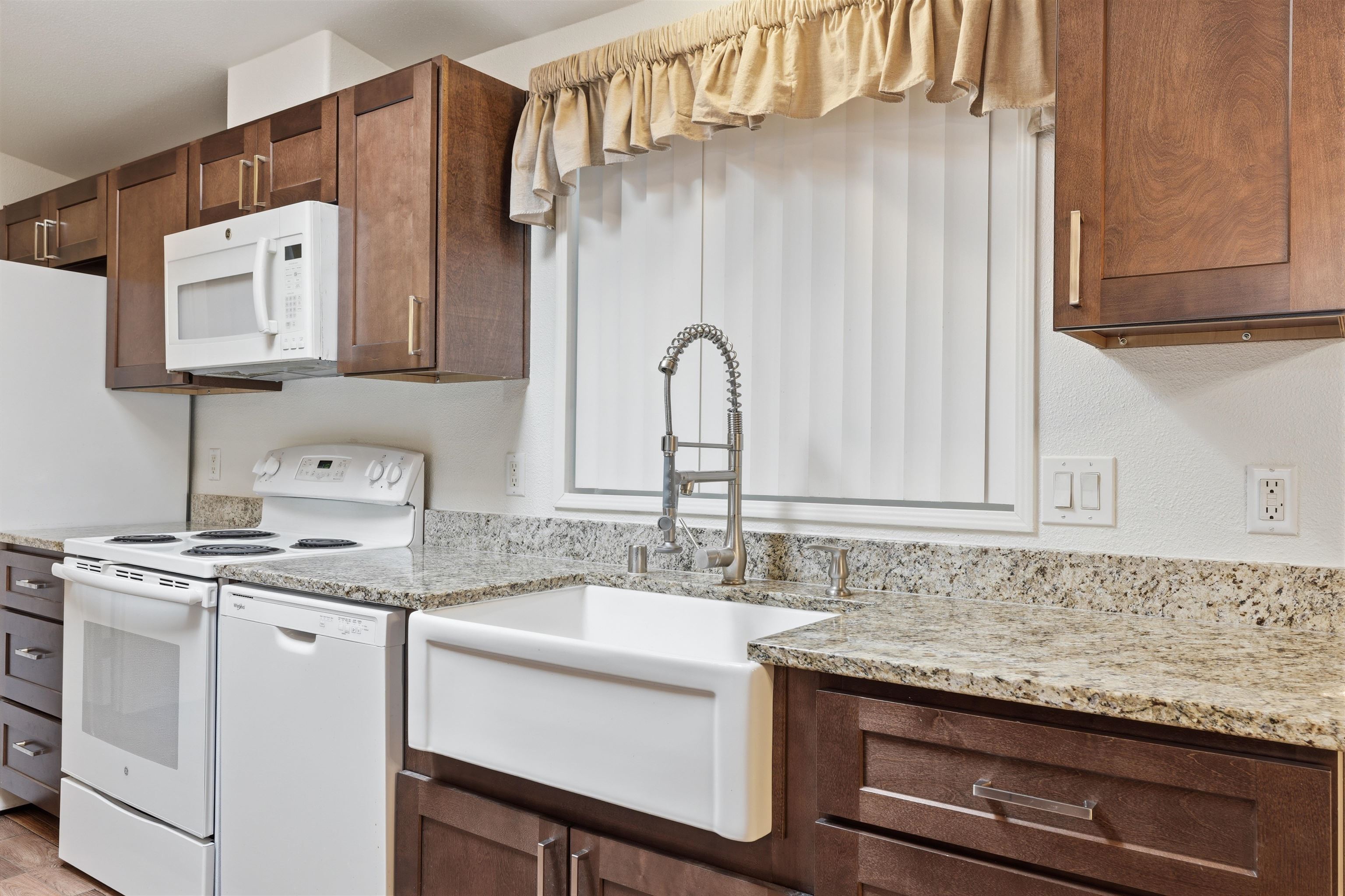 2311 W 16th Ave - Photo 12