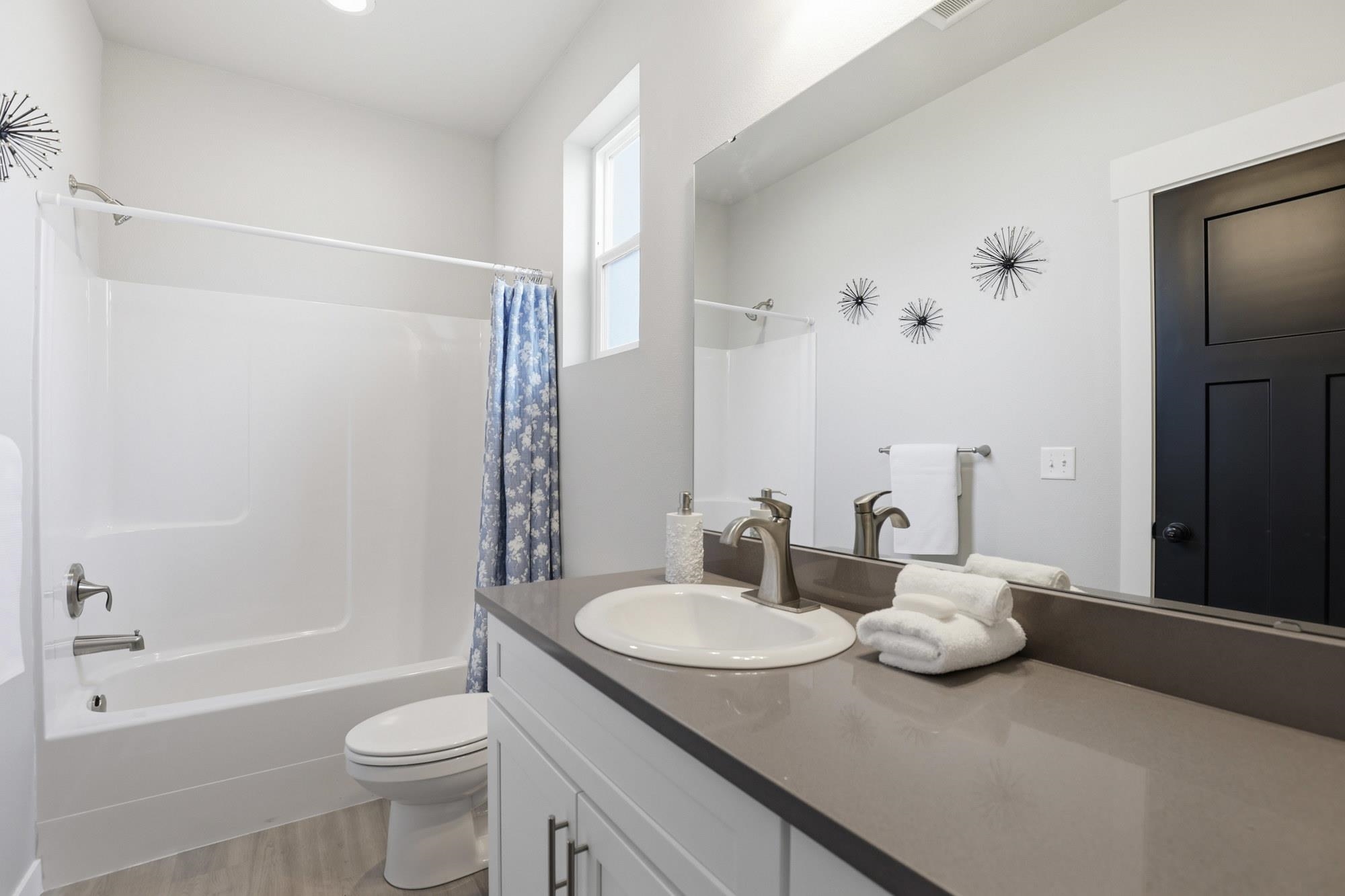 1227 E Walton Ave - Photo 21