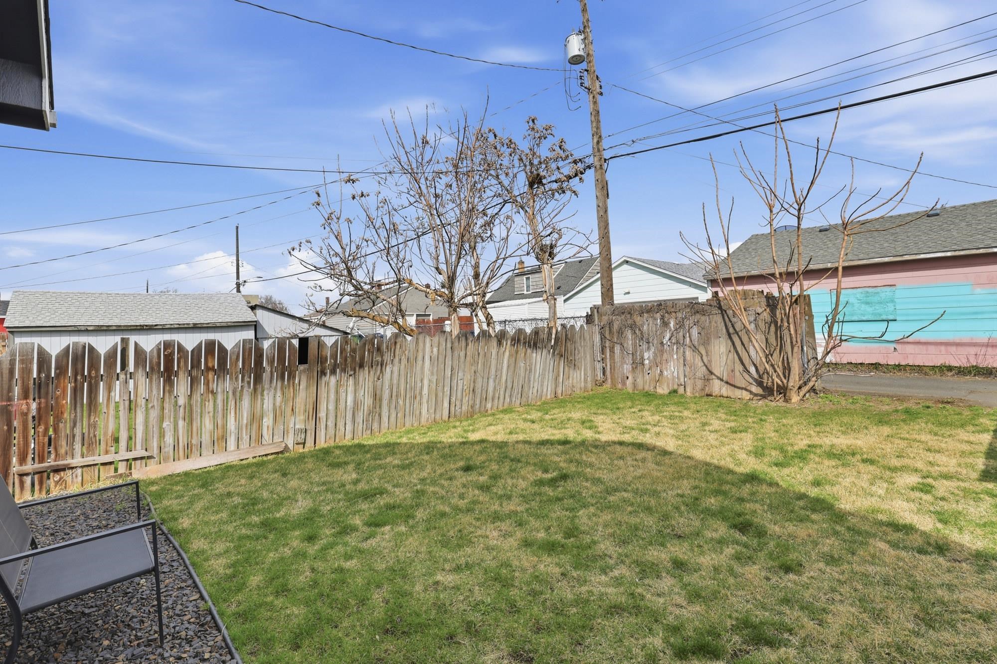 1227 E Walton Ave - Photo 31
