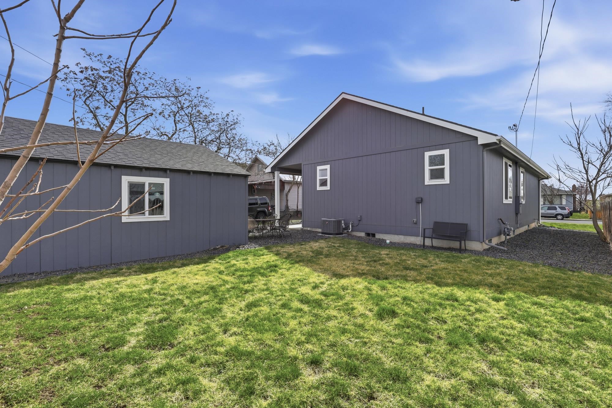 1227 E Walton Ave - Photo 33
