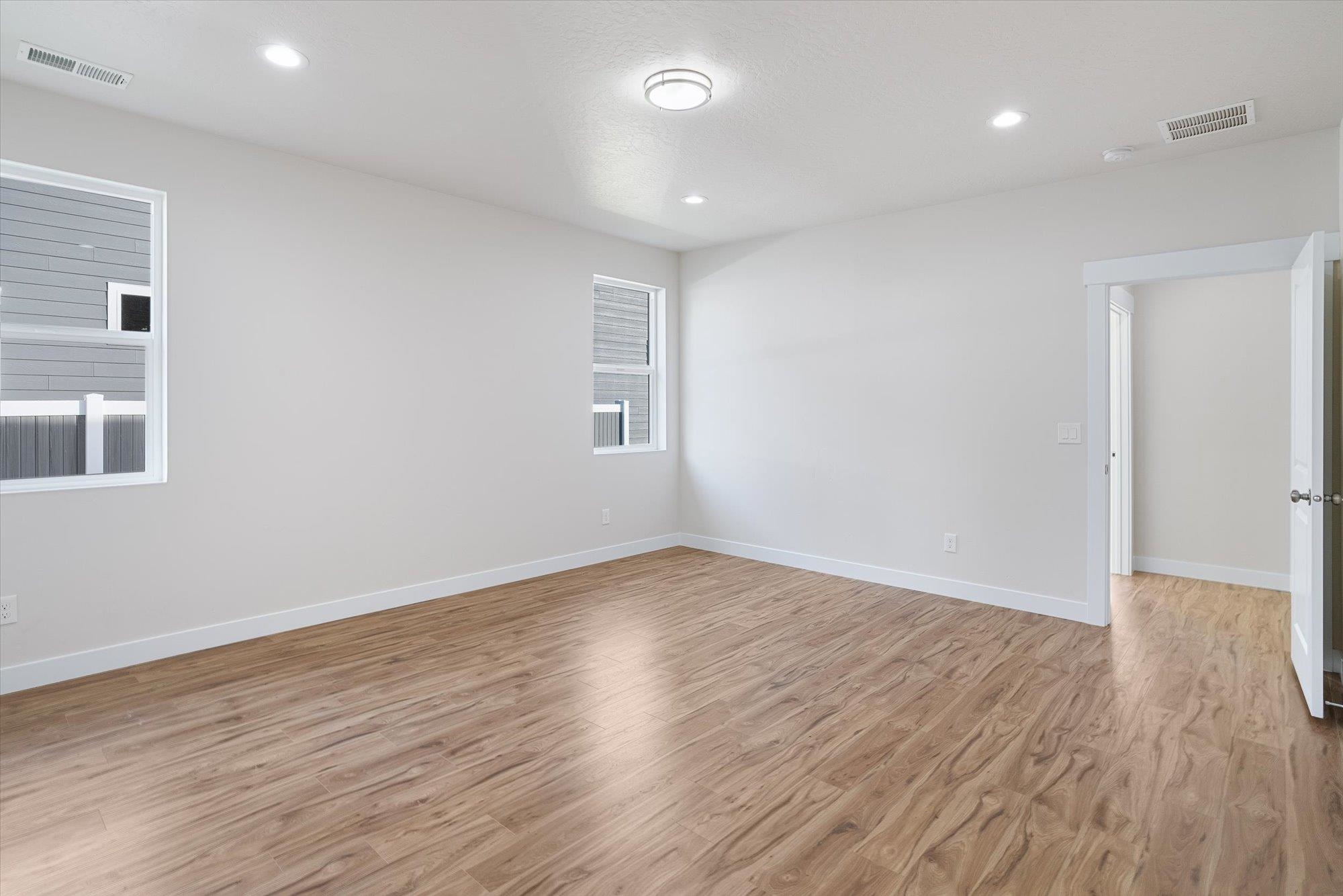 3405 E Yearling Rd - Photo 10