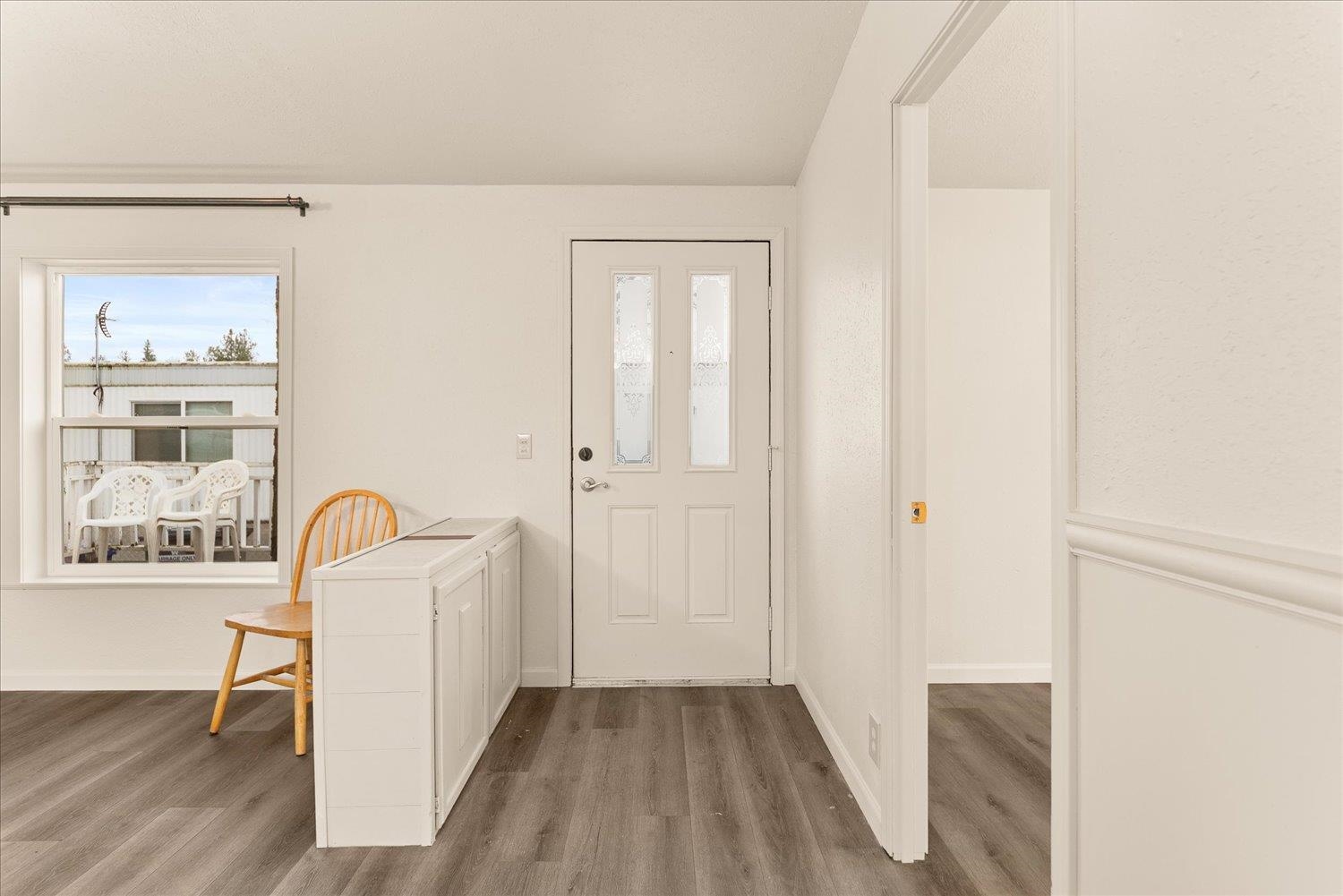 3925 E Farwell Rd - Photo 2