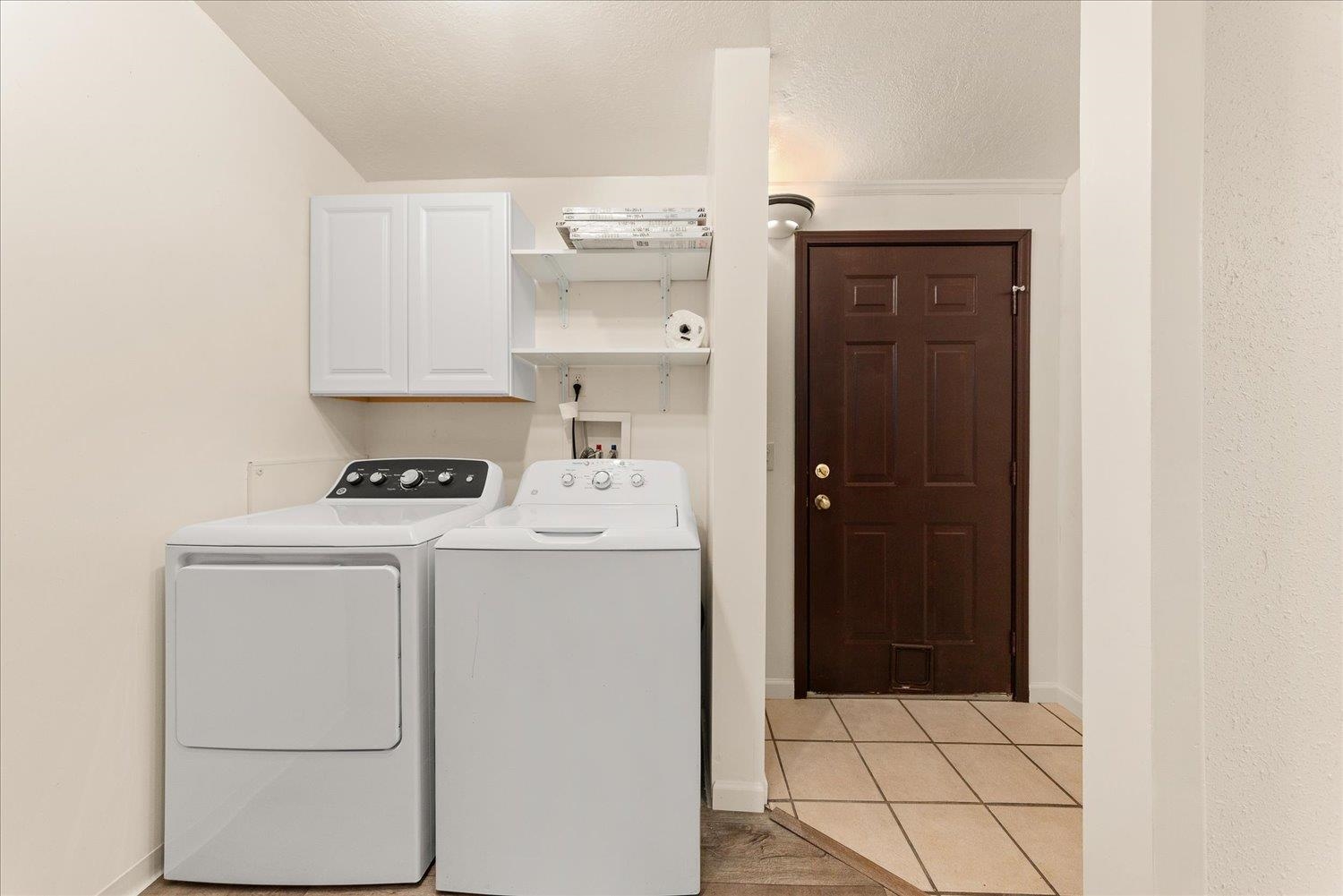 3925 E Farwell Rd - Photo 15