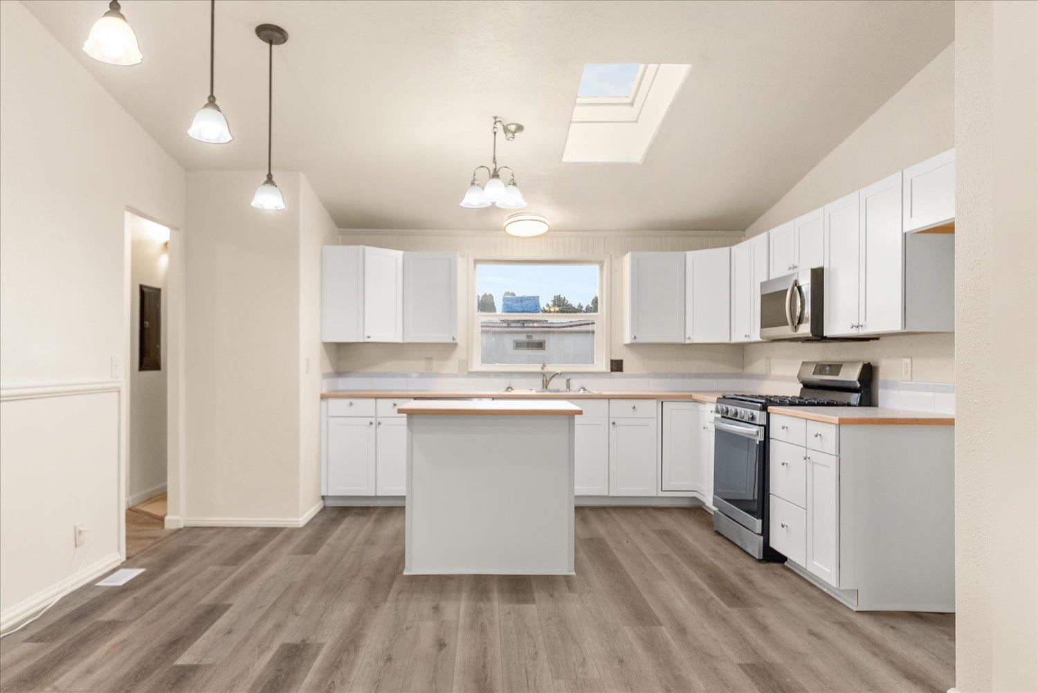 3925 E Farwell Rd - Photo 5