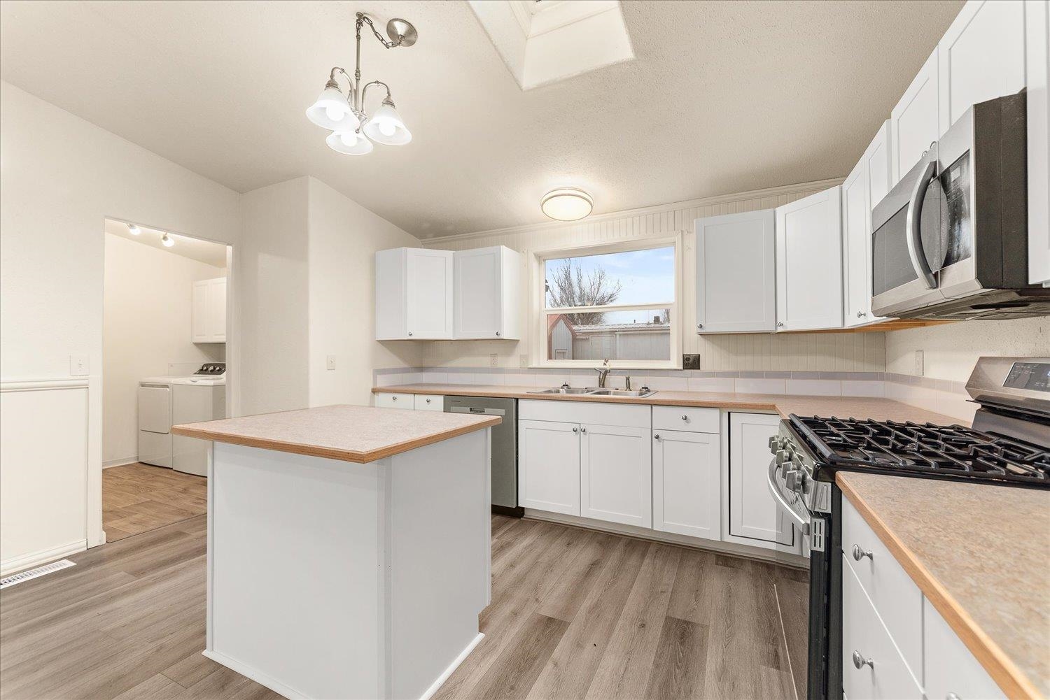 3925 E Farwell Rd - Photo 6