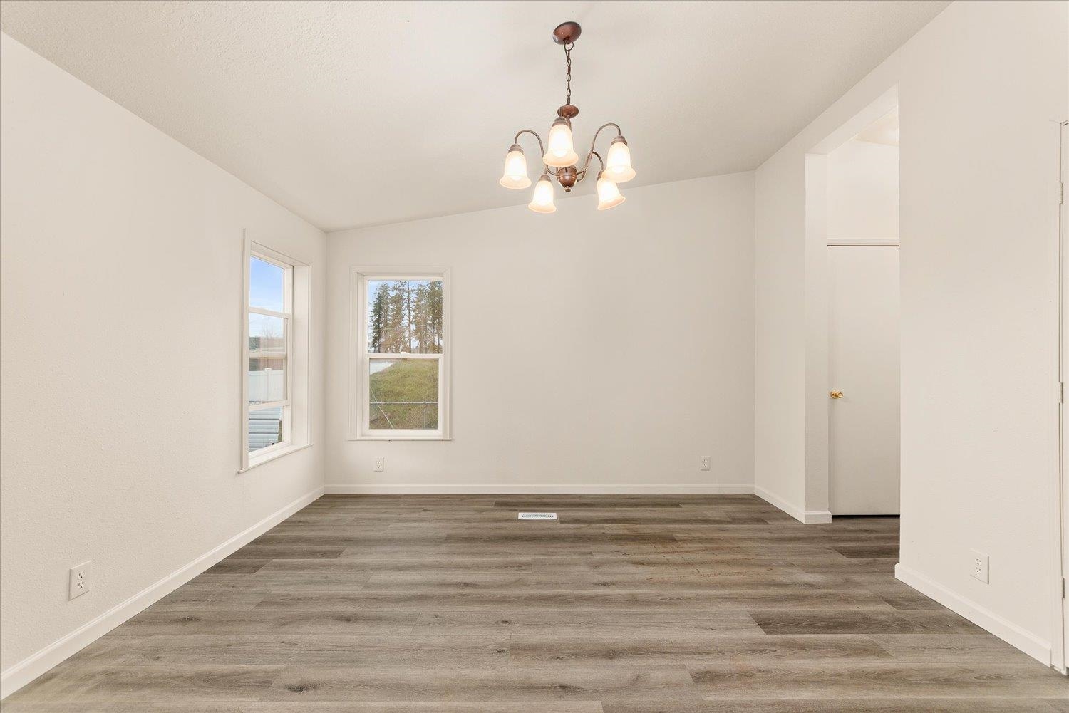3925 E Farwell Rd - Photo 8
