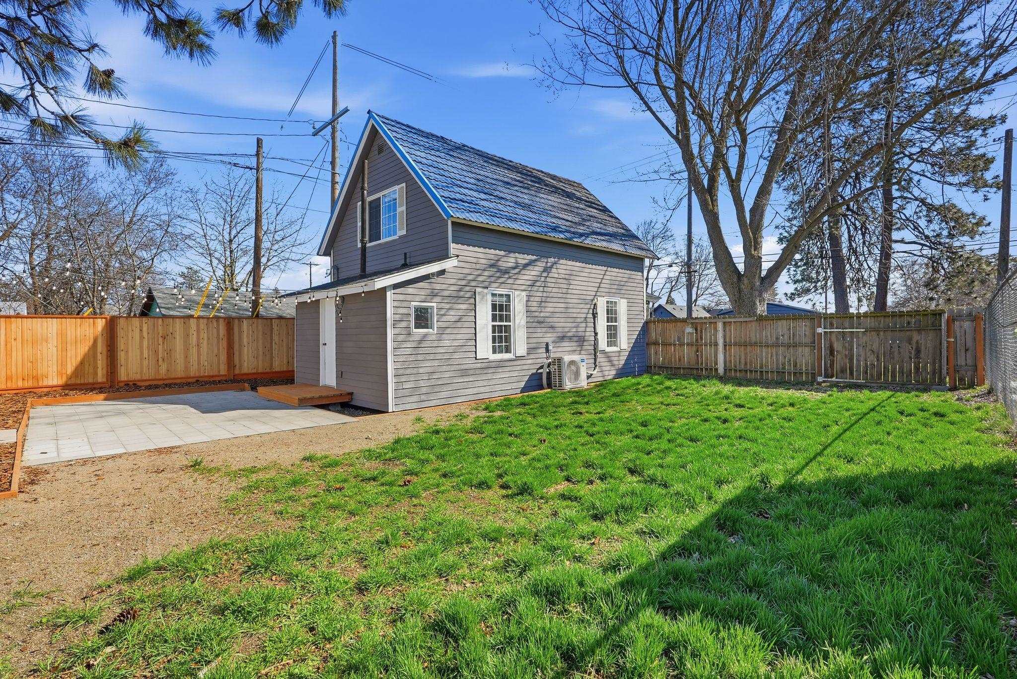 348 W Rockwell Ave - Photo 12