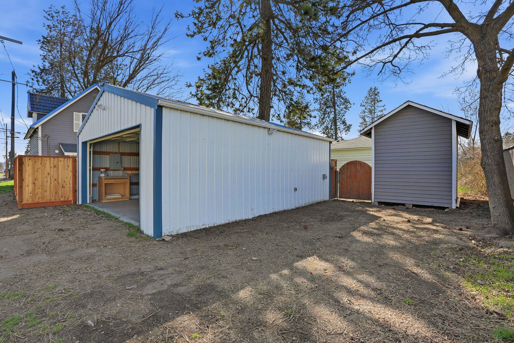 348 W Rockwell Ave - Photo 17
