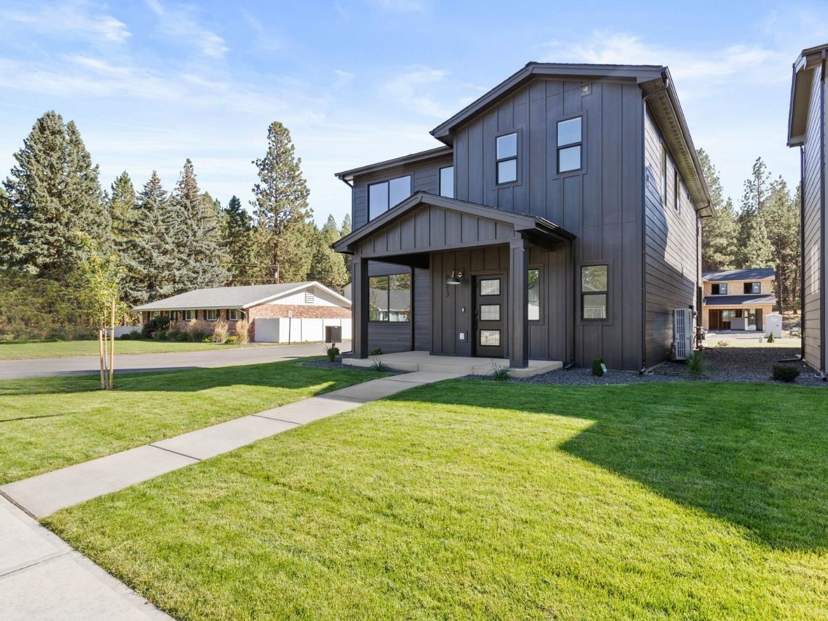 6213 E 13th Ln - Photo 2