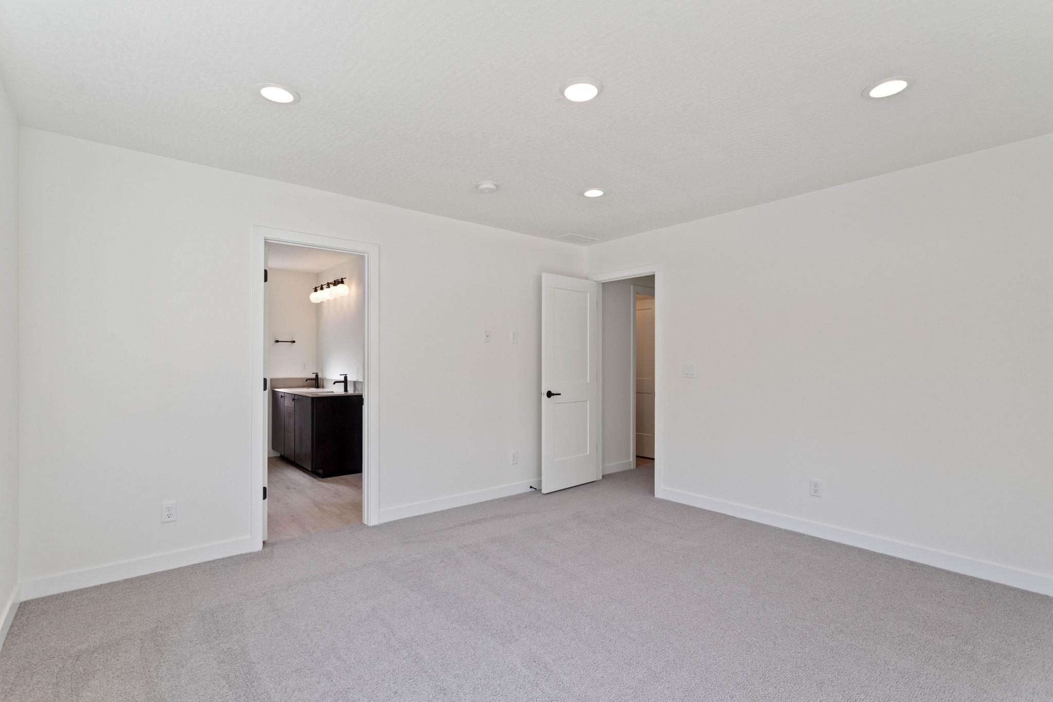 6213 E 13th Ln - Photo 14