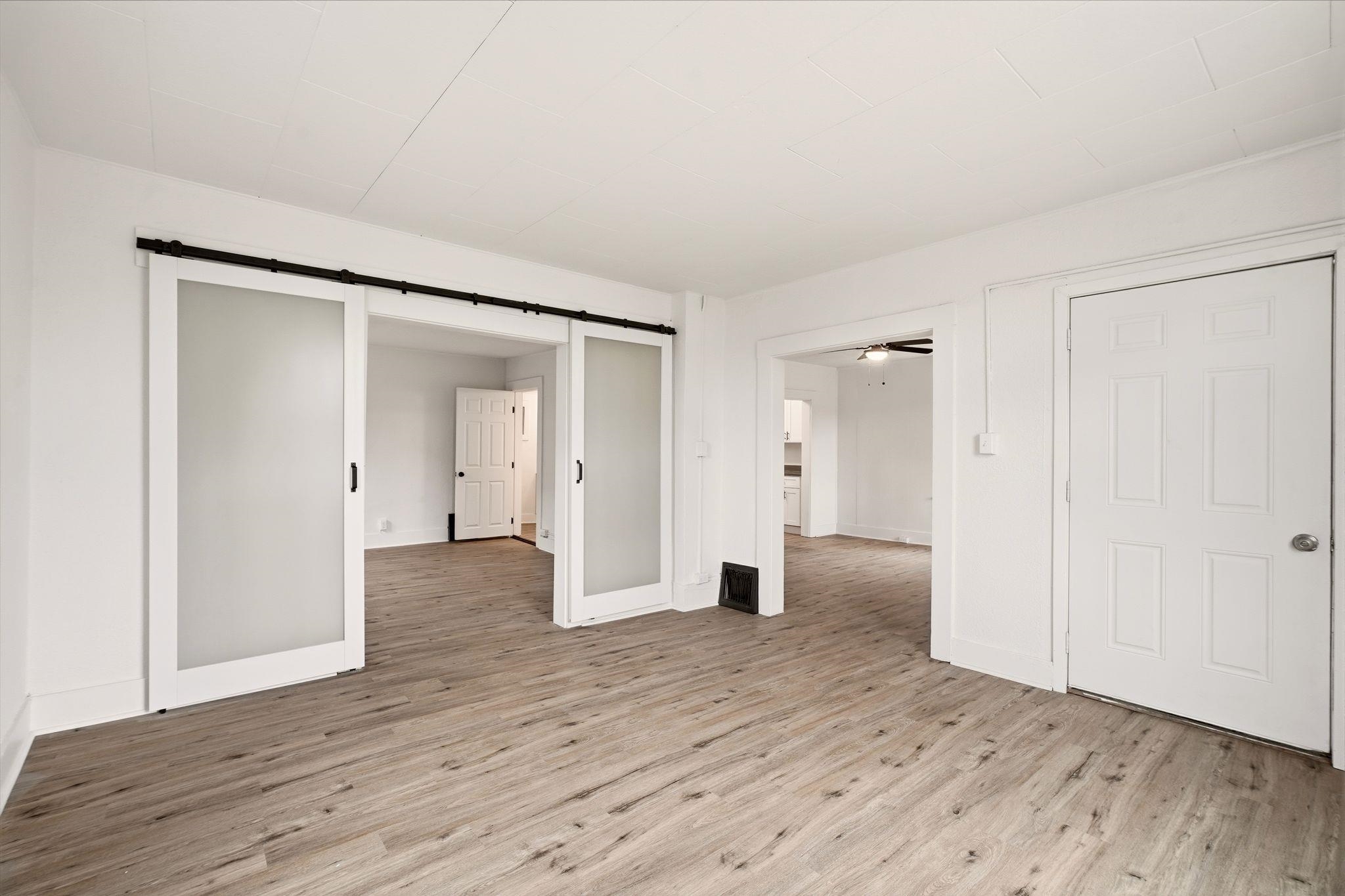 1408 E Pacific Ave - Photo 13
