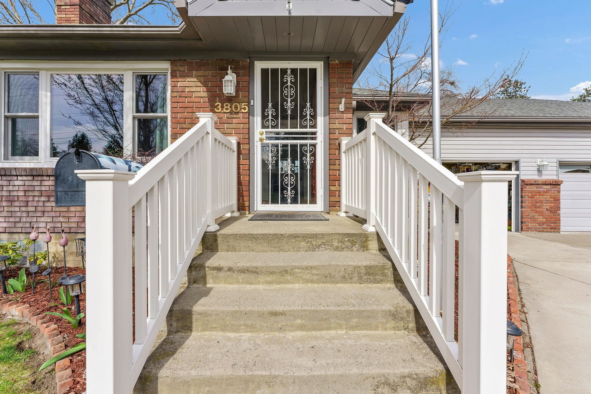 3805 E Pratt Ave - Photo 3