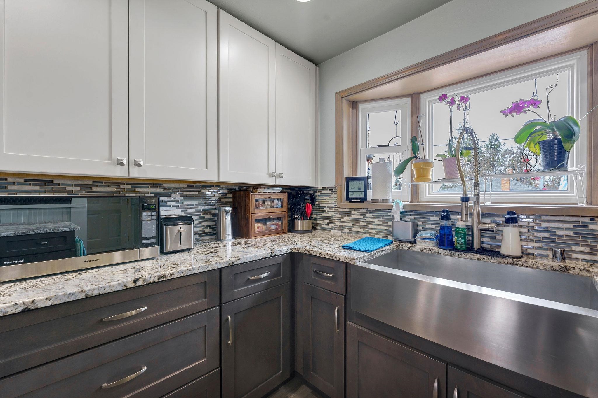 3805 E Pratt Ave - Photo 9