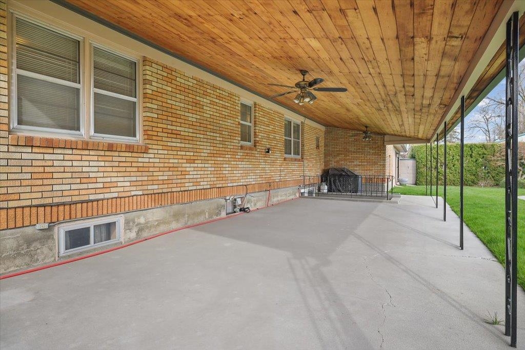 10818 E Nixon Ave - Photo 5