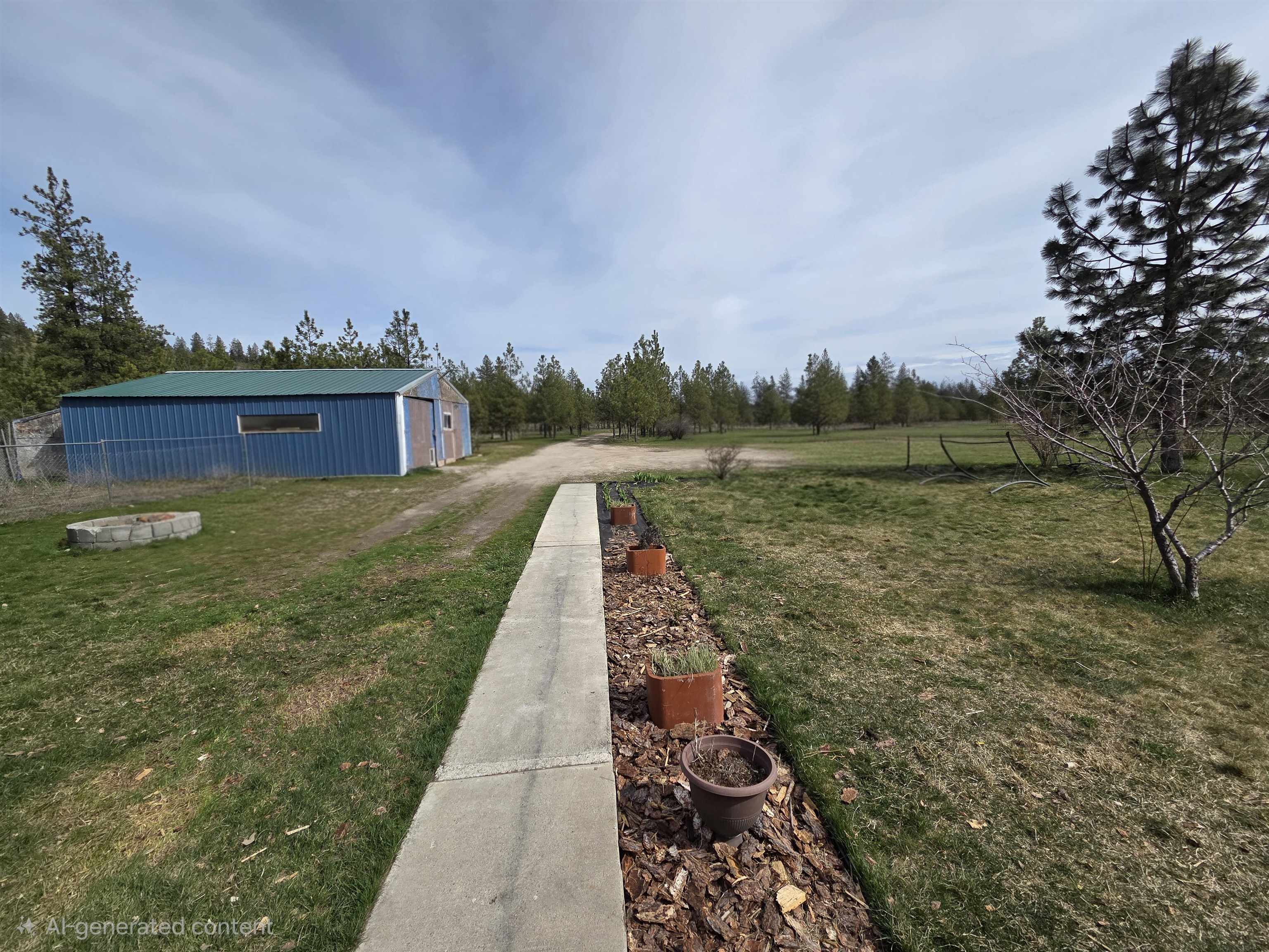7767 Chamokane St - Photo 22