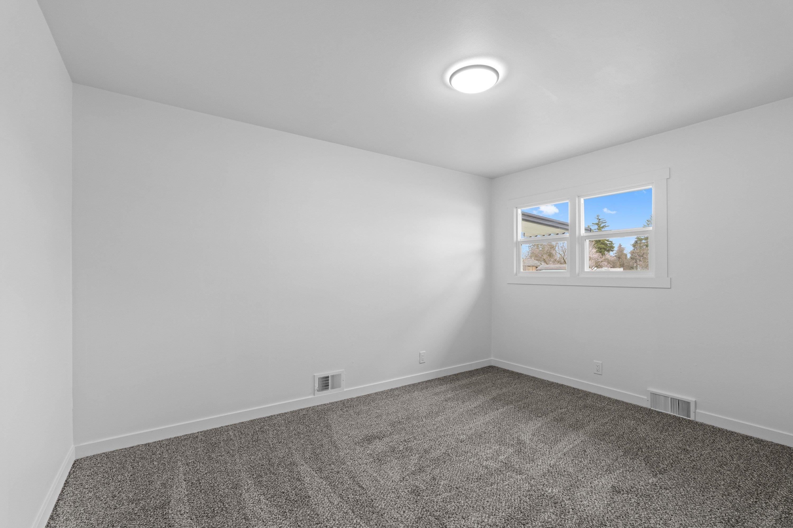 1502 N Woodruff Rd - Photo 23