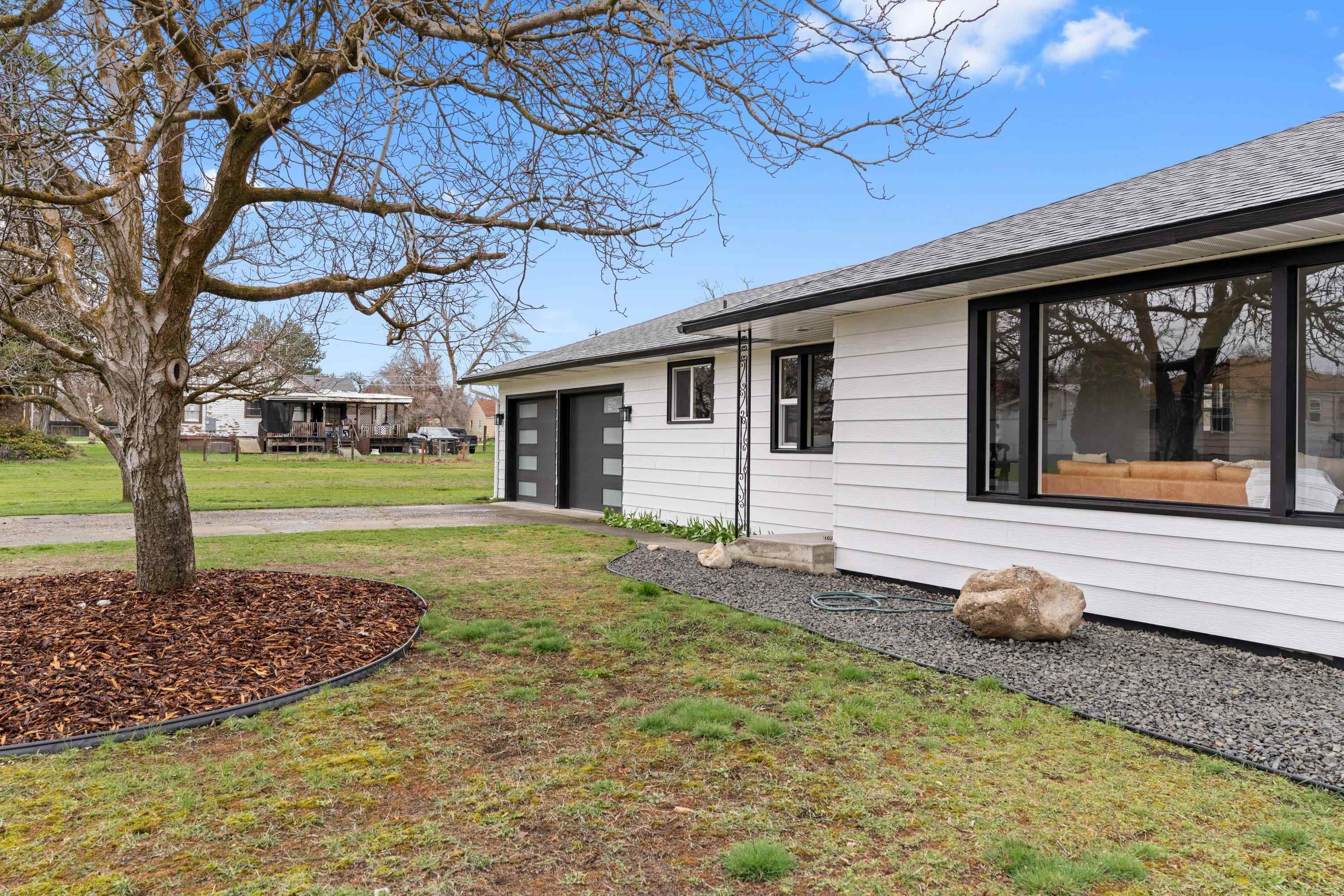 1502 N Woodruff Rd - Photo 5