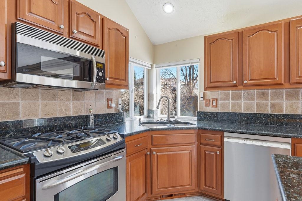 16520 N Dakota Ct - Photo 15
