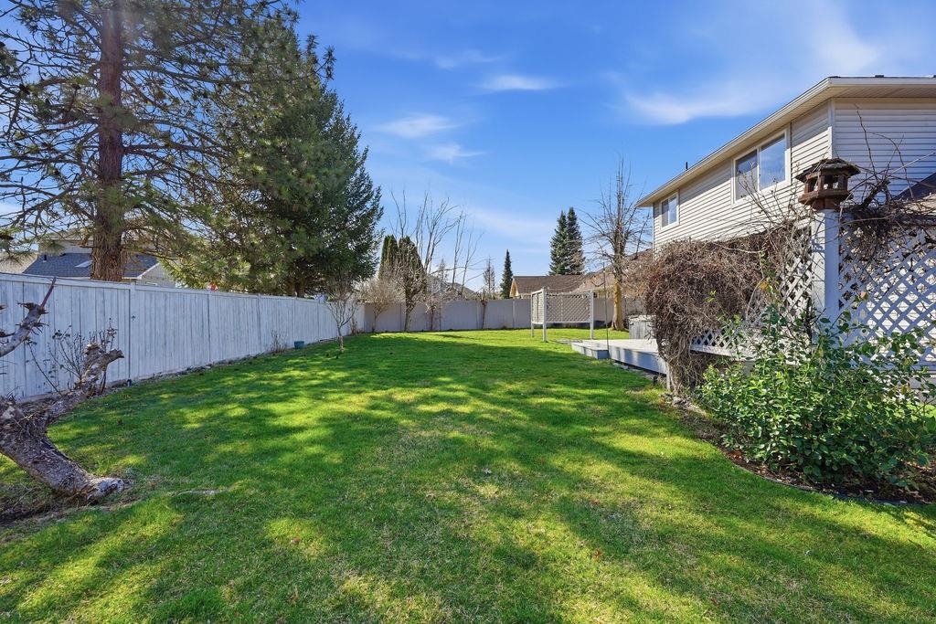 16520 N Dakota Ct - Photo 21