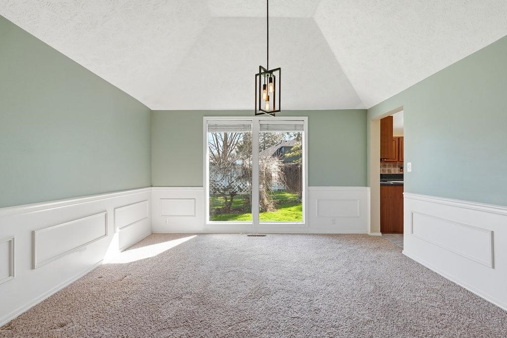 16520 N Dakota Ct - Photo 9