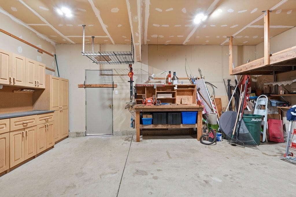 16520 N Dakota Ct - Photo 10