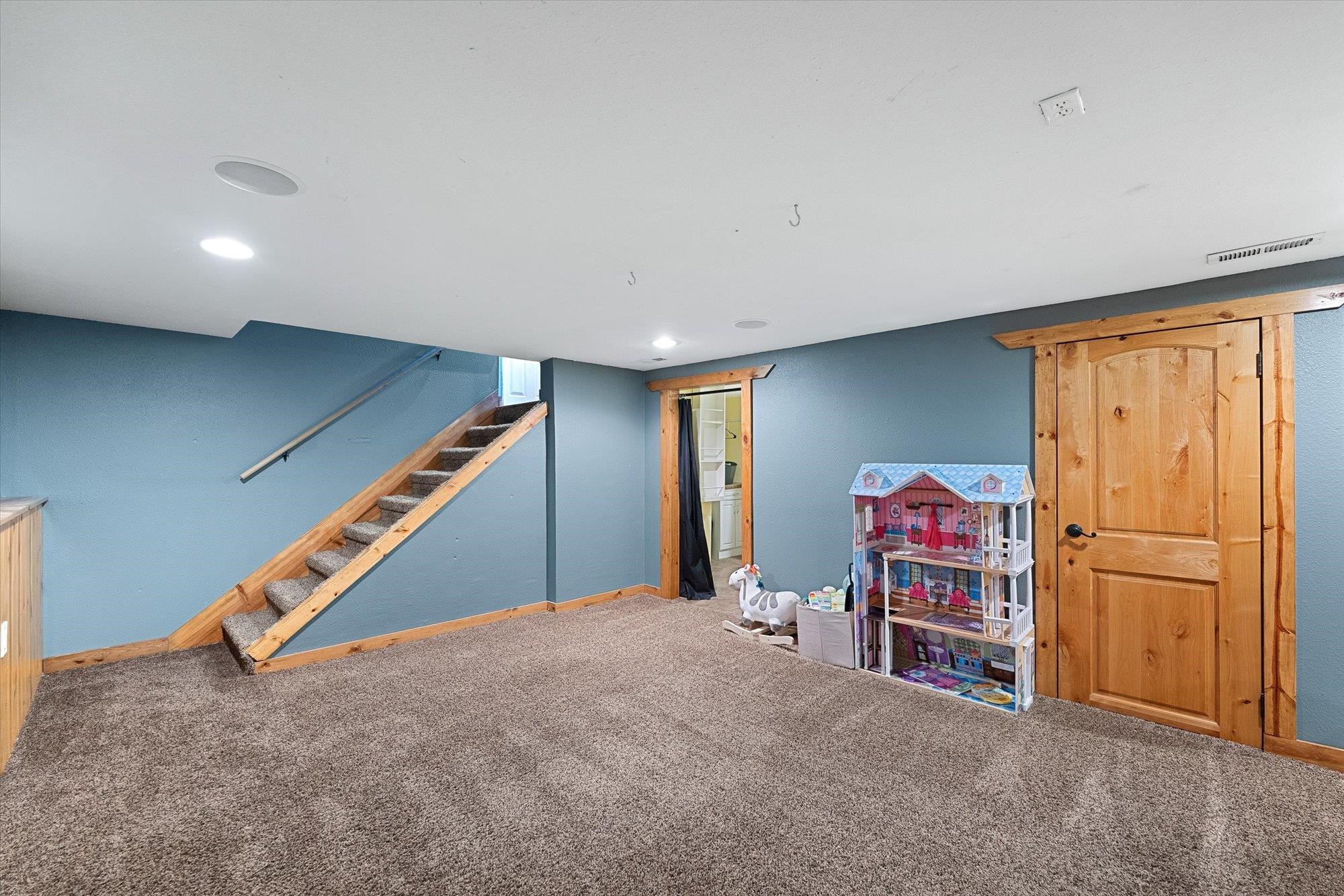 15217 E 16th Ave - Photo 21
