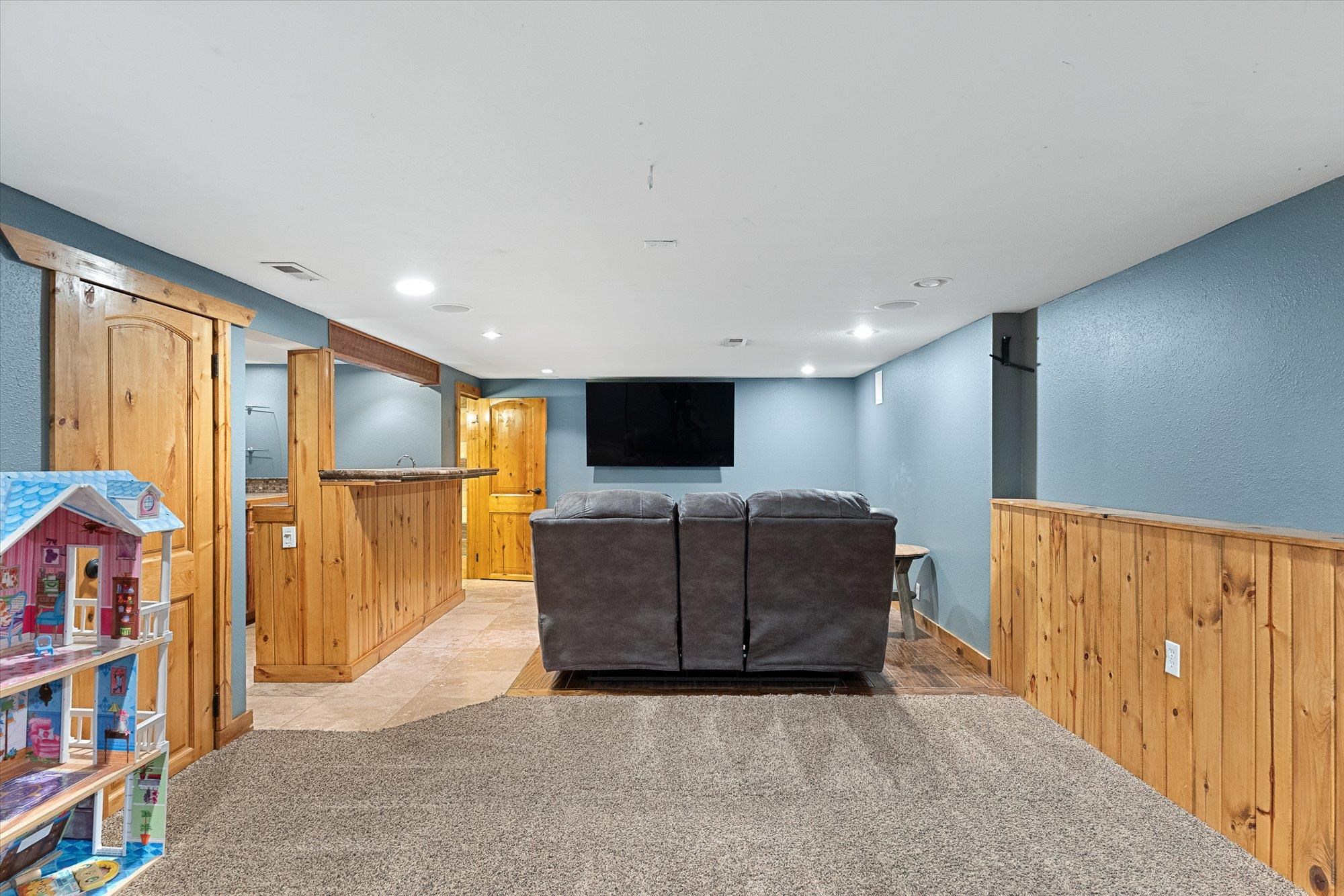 15217 E 16th Ave - Photo 22